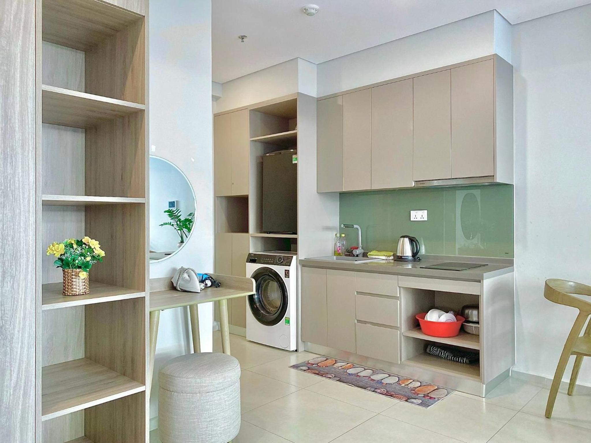 Studio Apartment - Photo 40