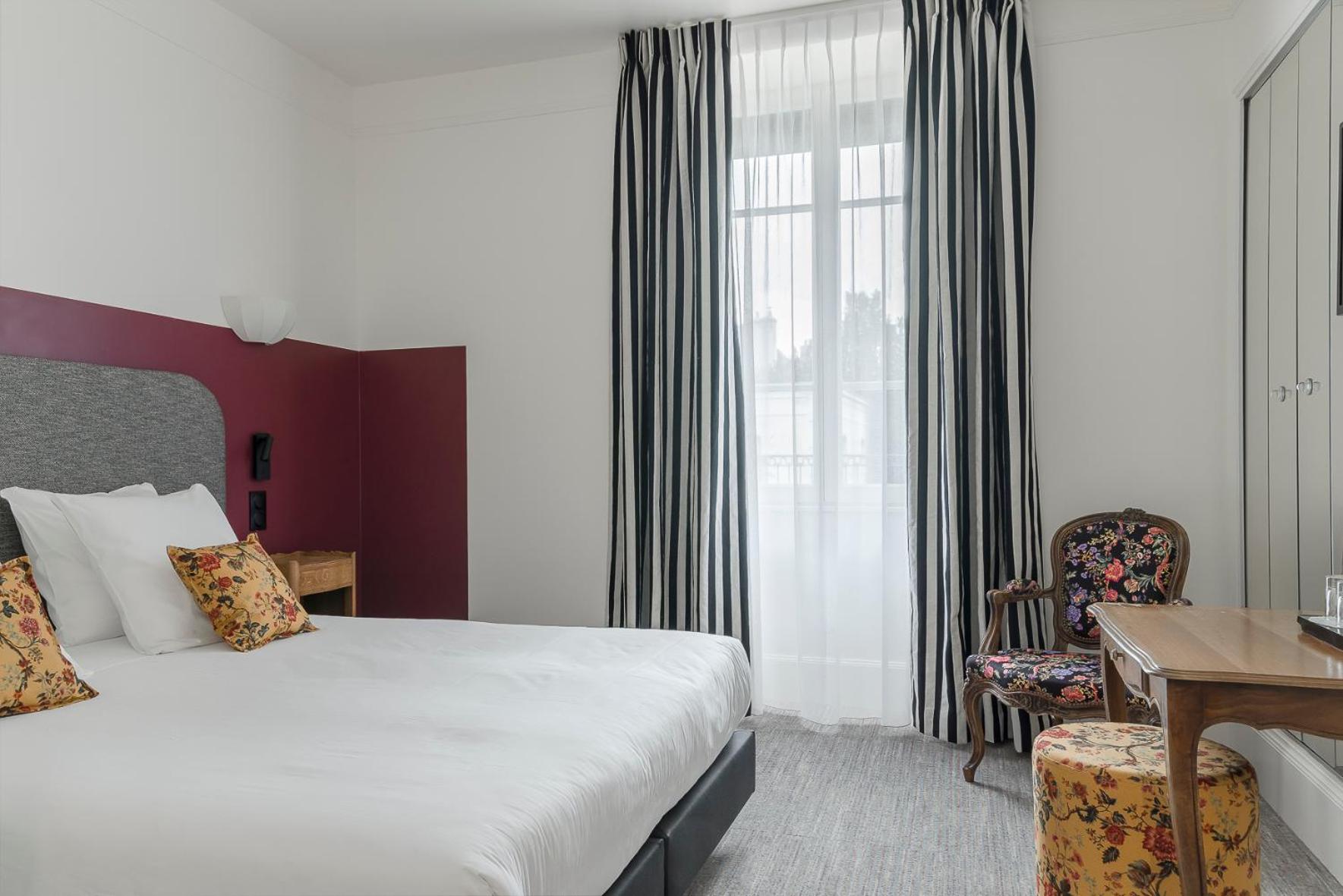 Charm Double Room - Photo 2