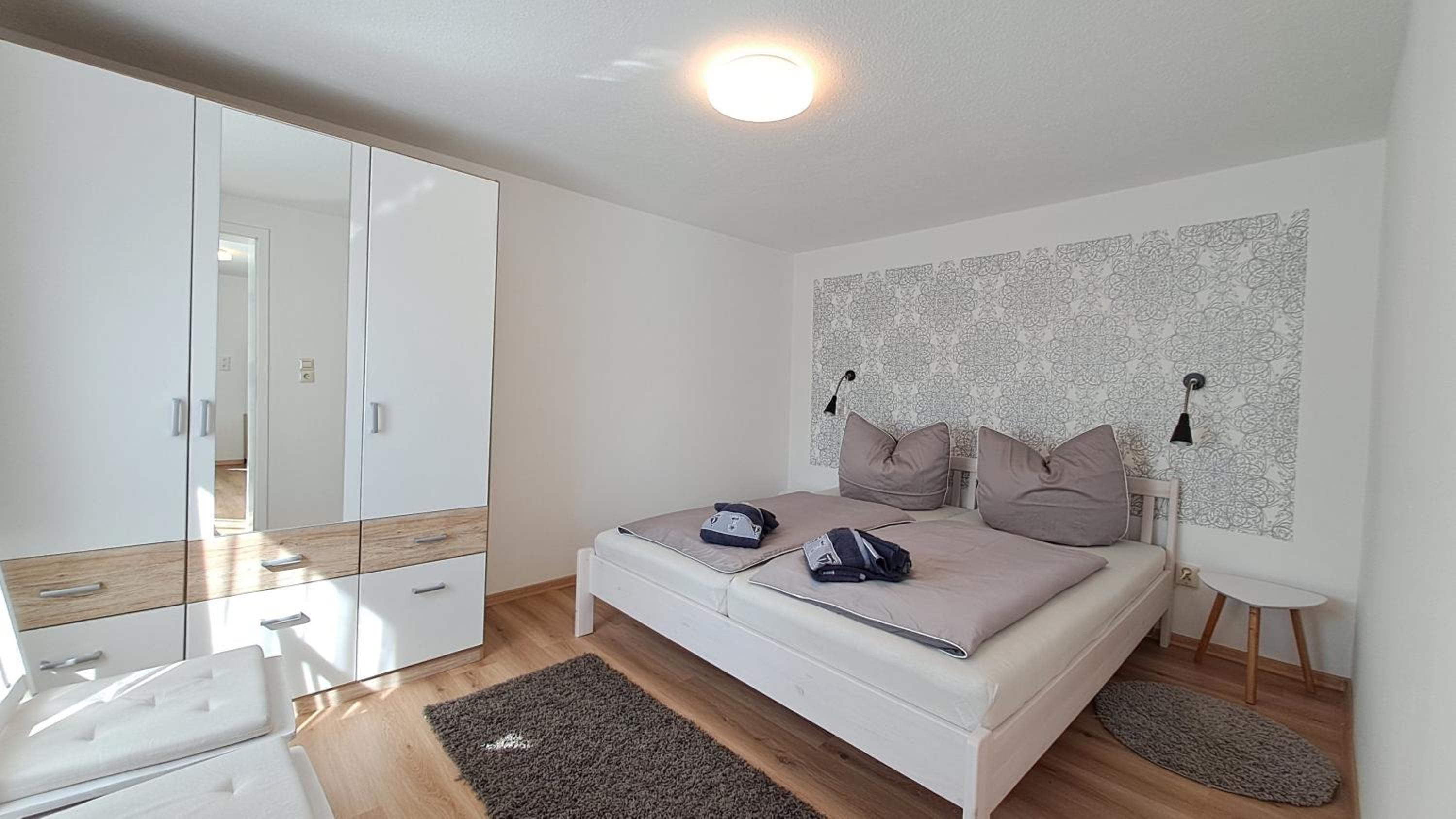 Apartment photo 2