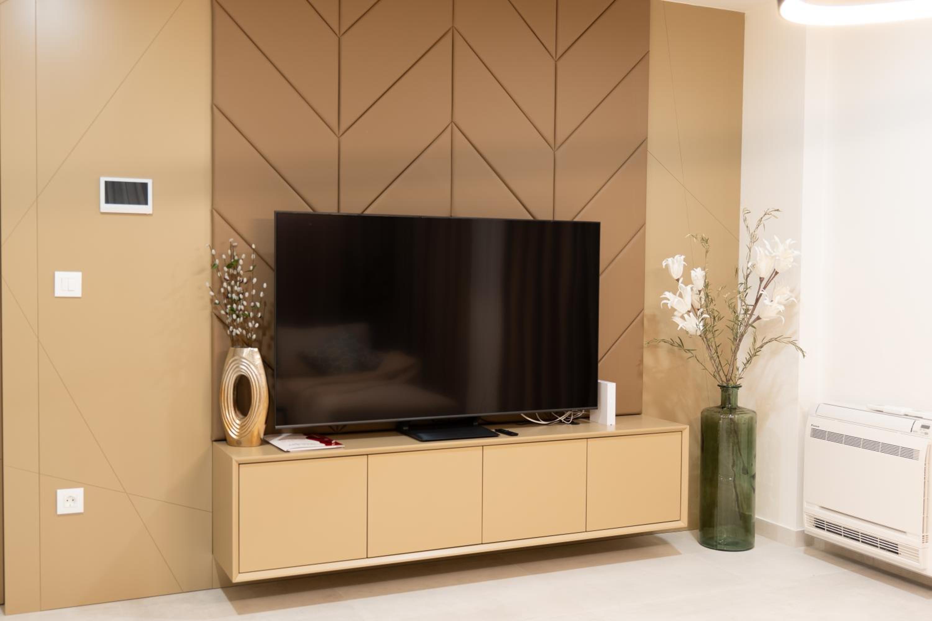 Apartamento de Três Quartos com Varanda