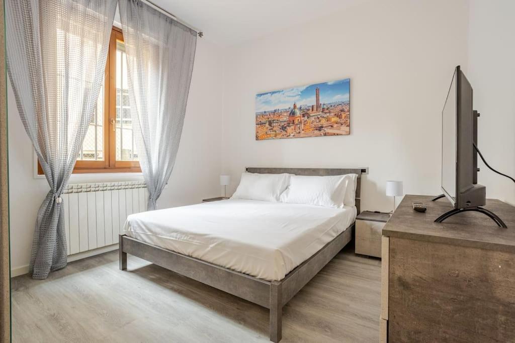One-Bedroom Apartment With Balcony