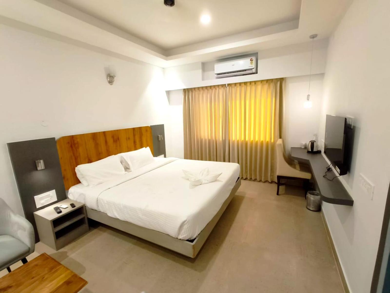 Executive Suite photo 2