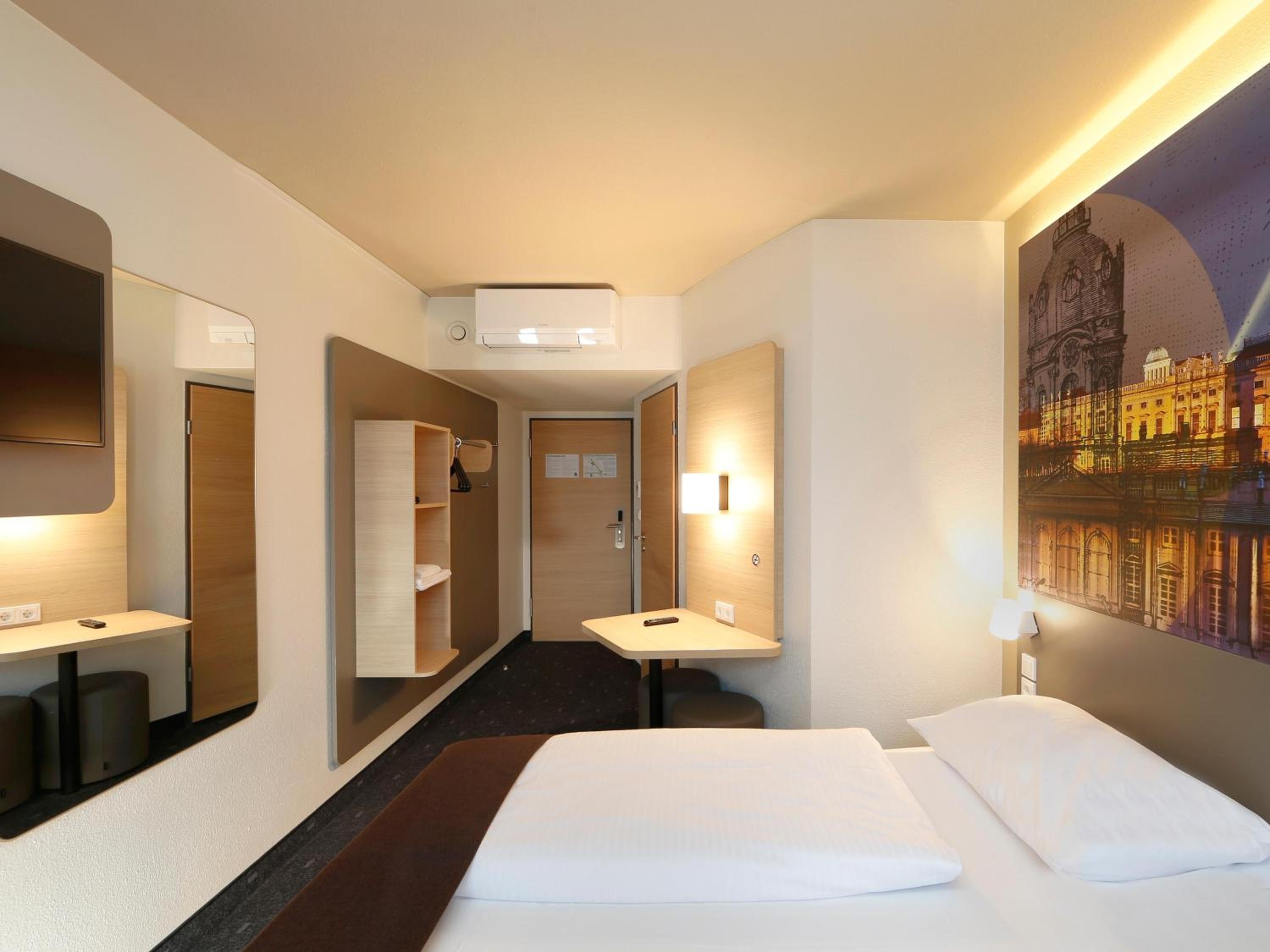 Double Room - Photo 3