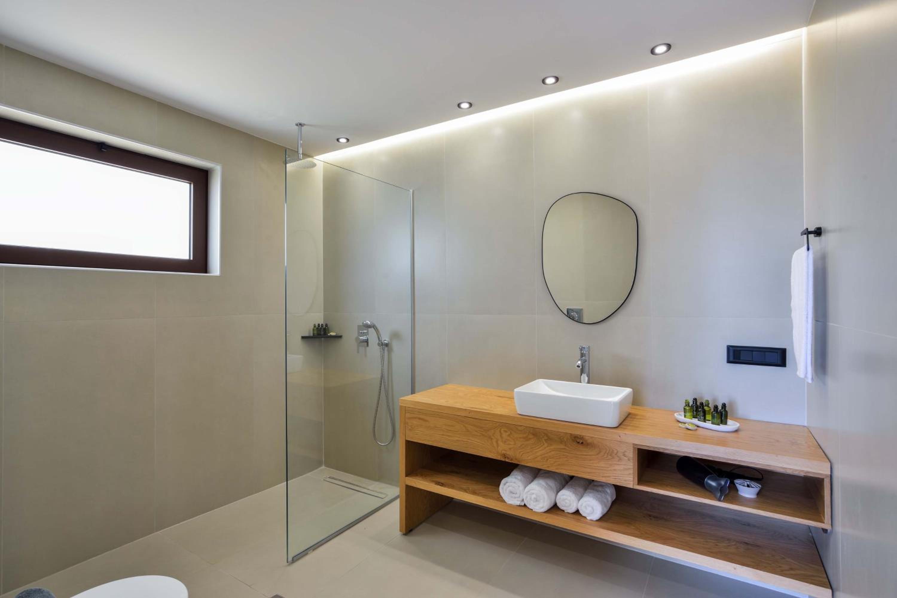 Superior Quadruple Room photo 2