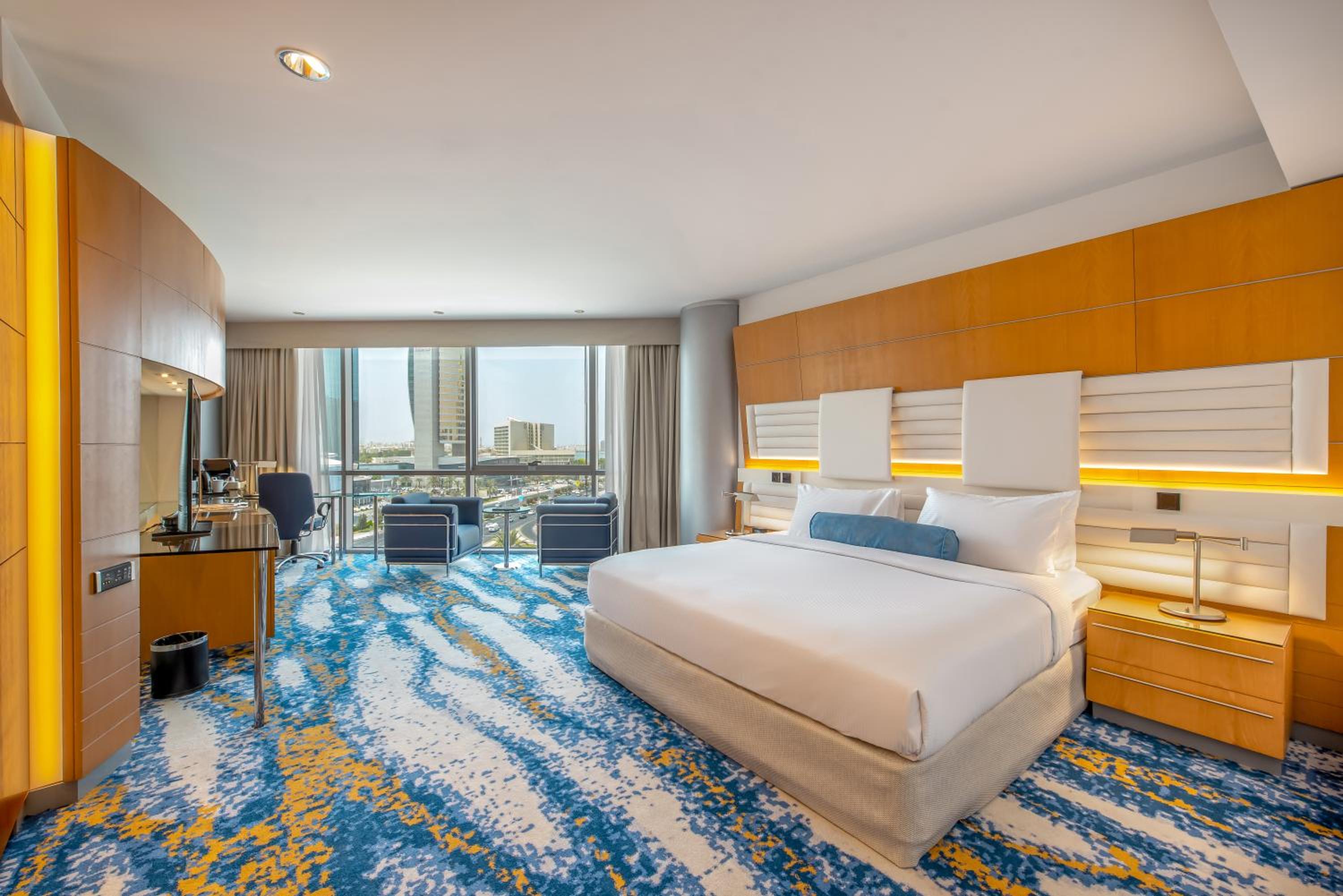 Deluxe king bed room