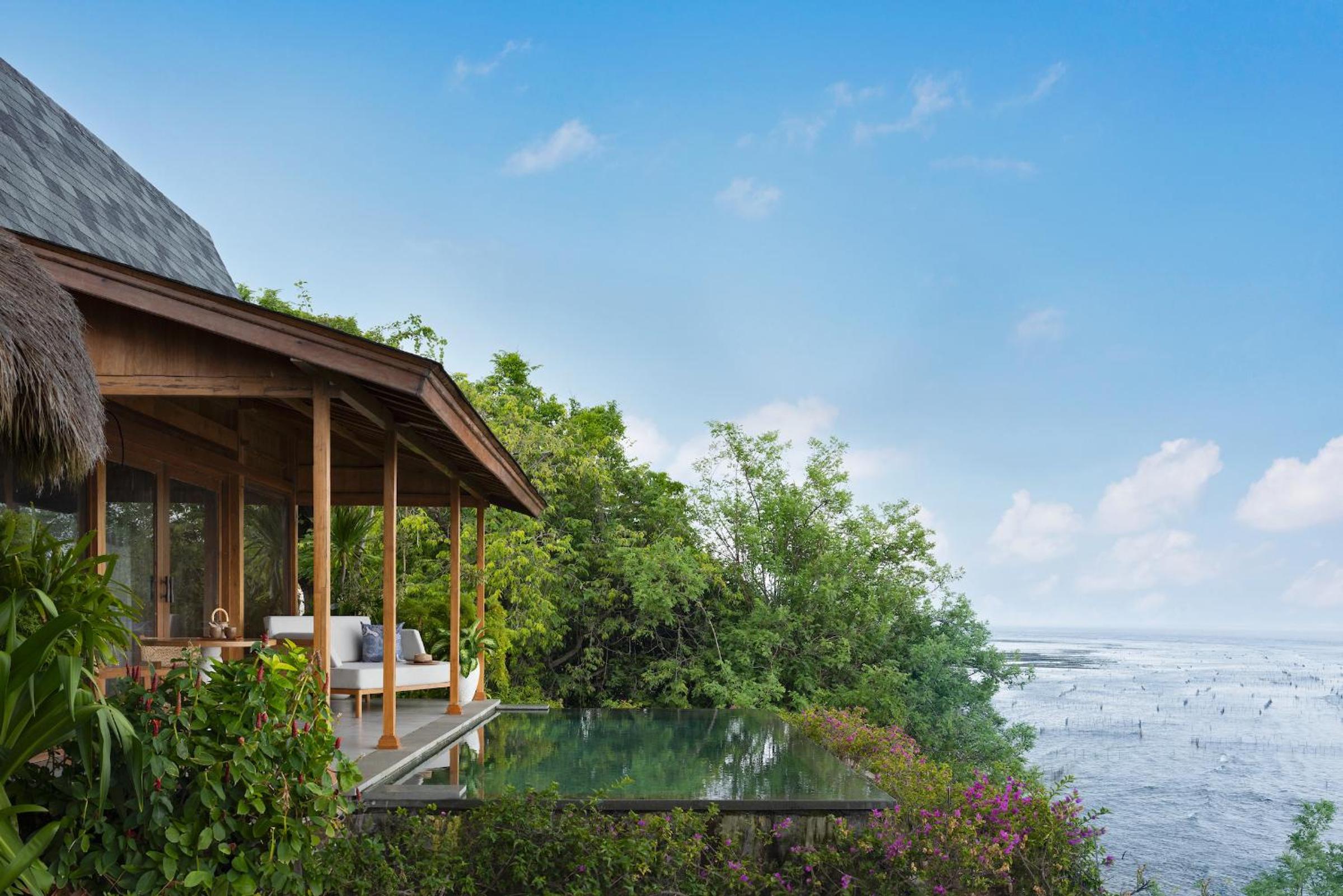 Cliff Front Ocean View Villa with Private Pool photo 3