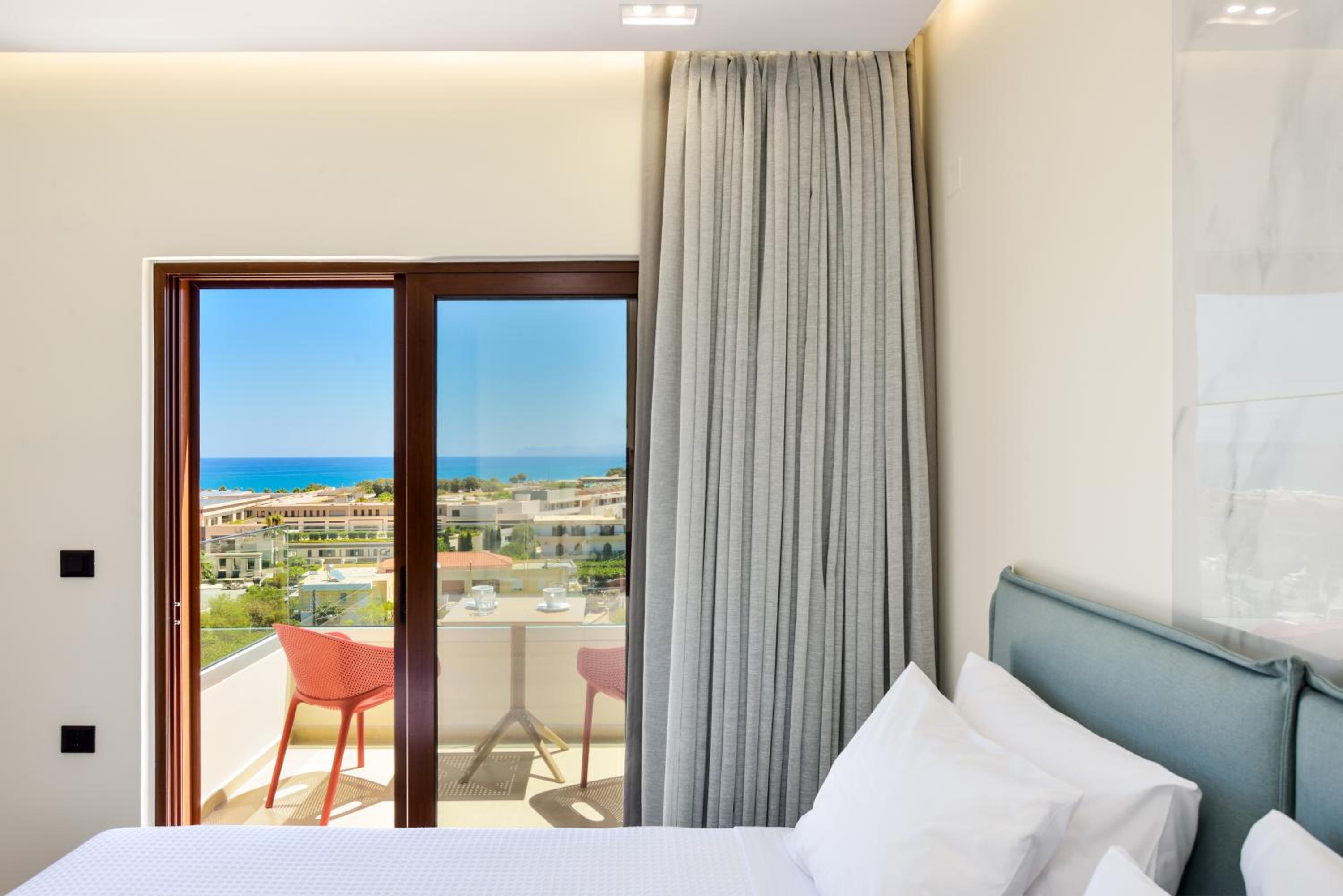 Superior Double or Twin Room with Sea View photo 3
