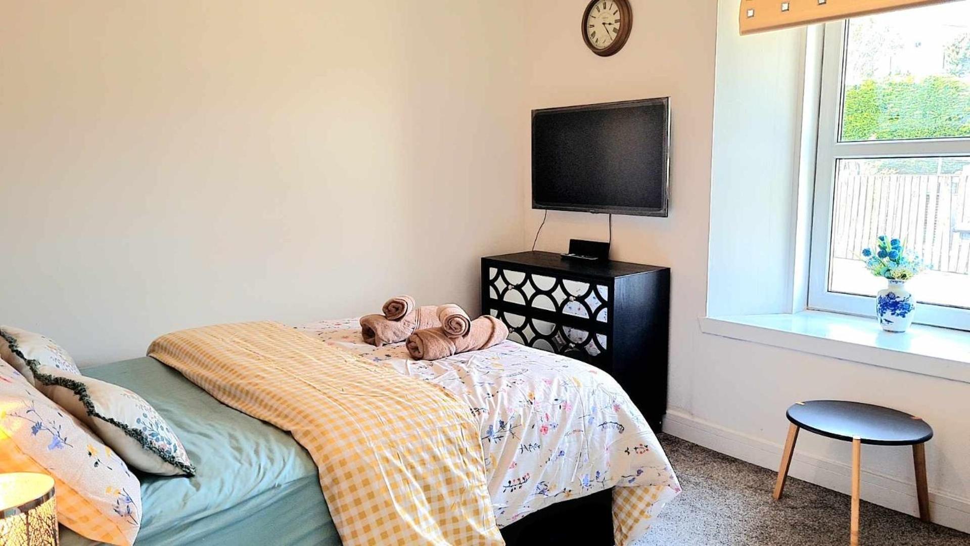Double Room - Photo 11