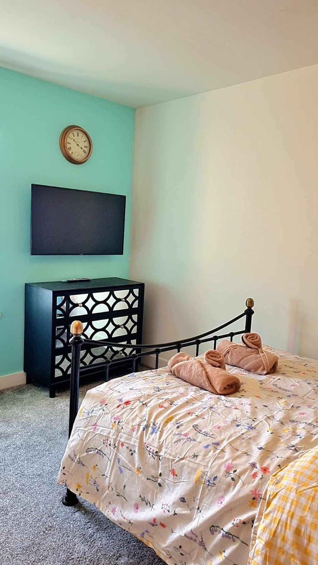 Double Room - Photo 14