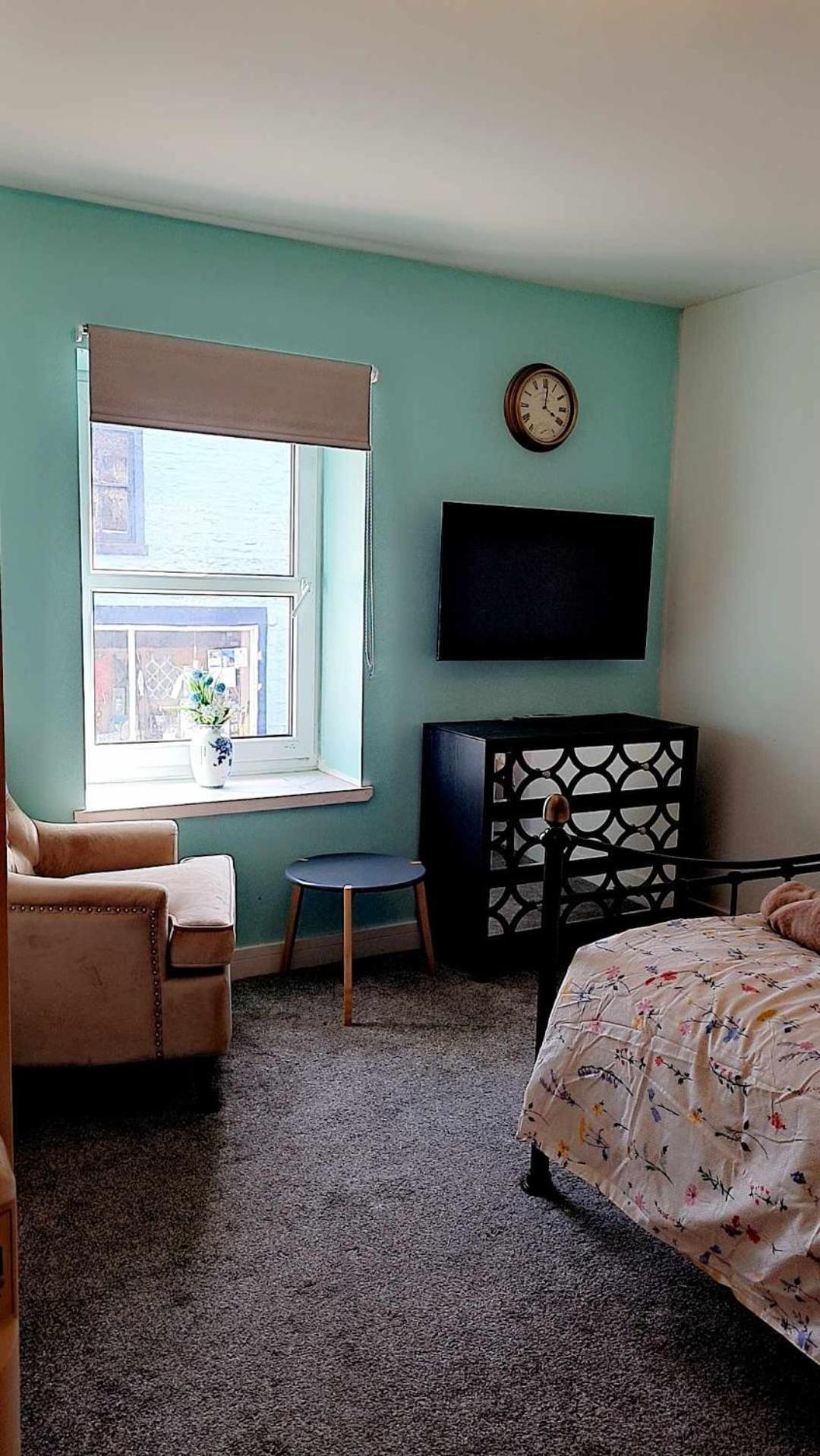 Double Room - Photo 6