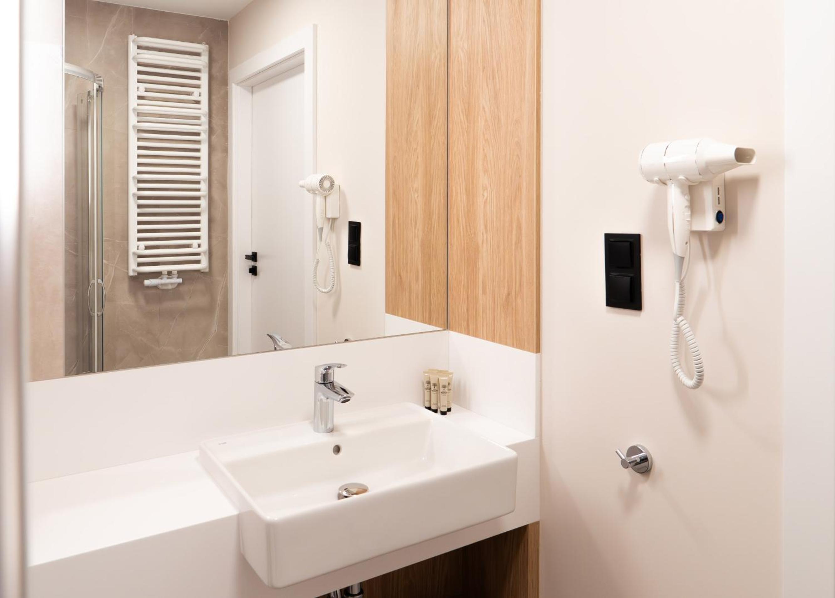 Standard Double or Twin Room - No pets photo 2