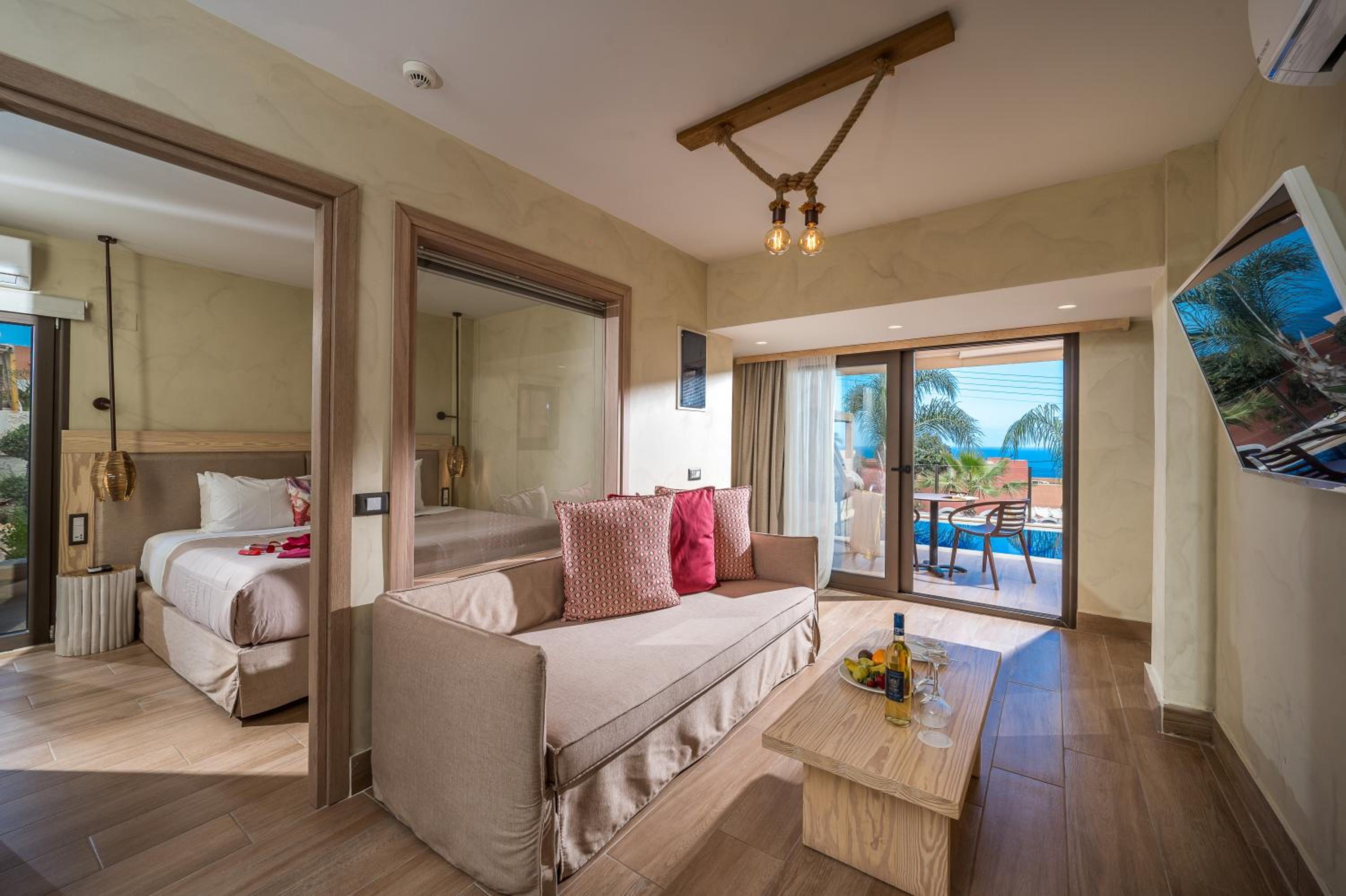 Luxury One Bedroom Suite Sea View Private Pool - Photo 17