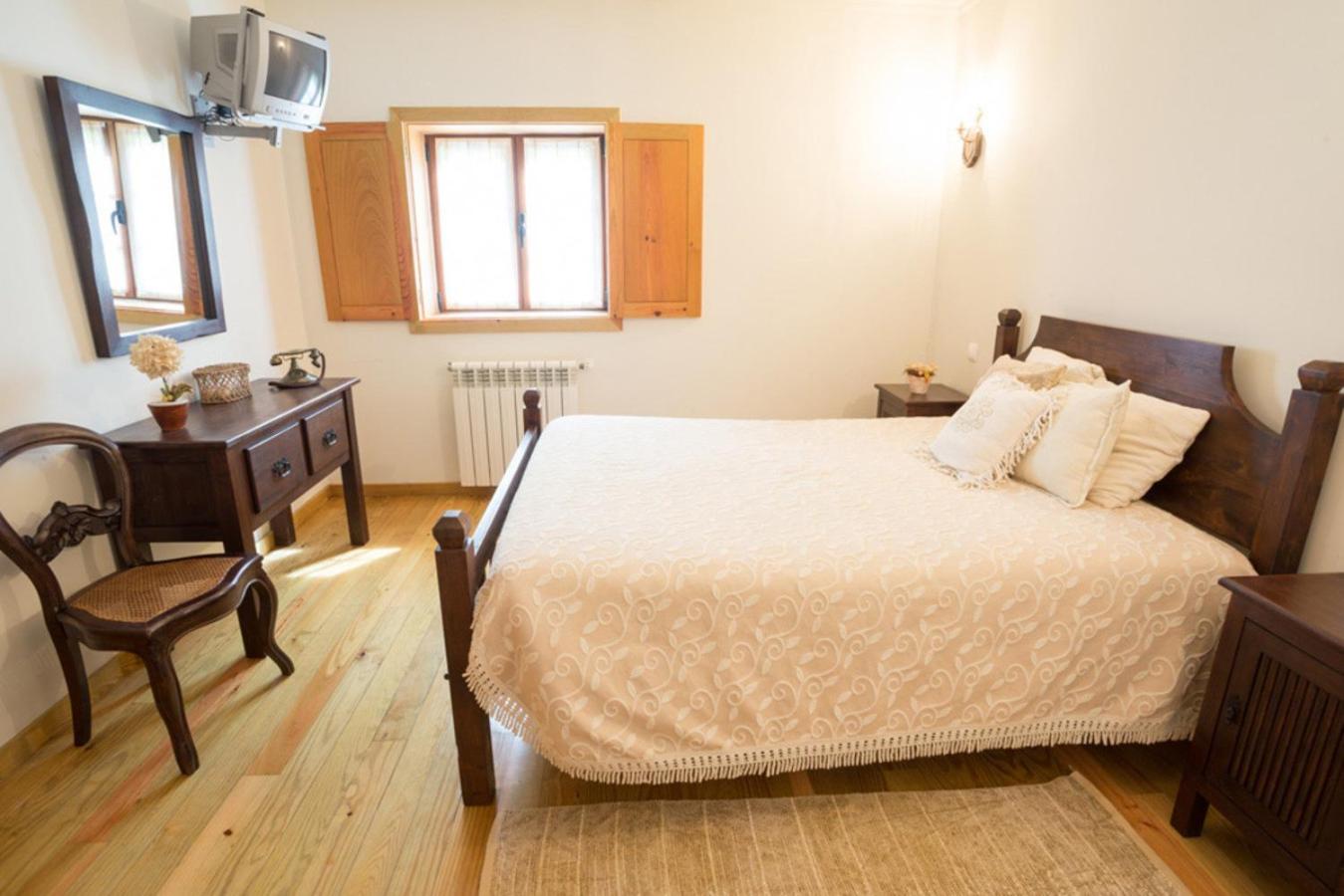 Four-Bedroom House photo 2