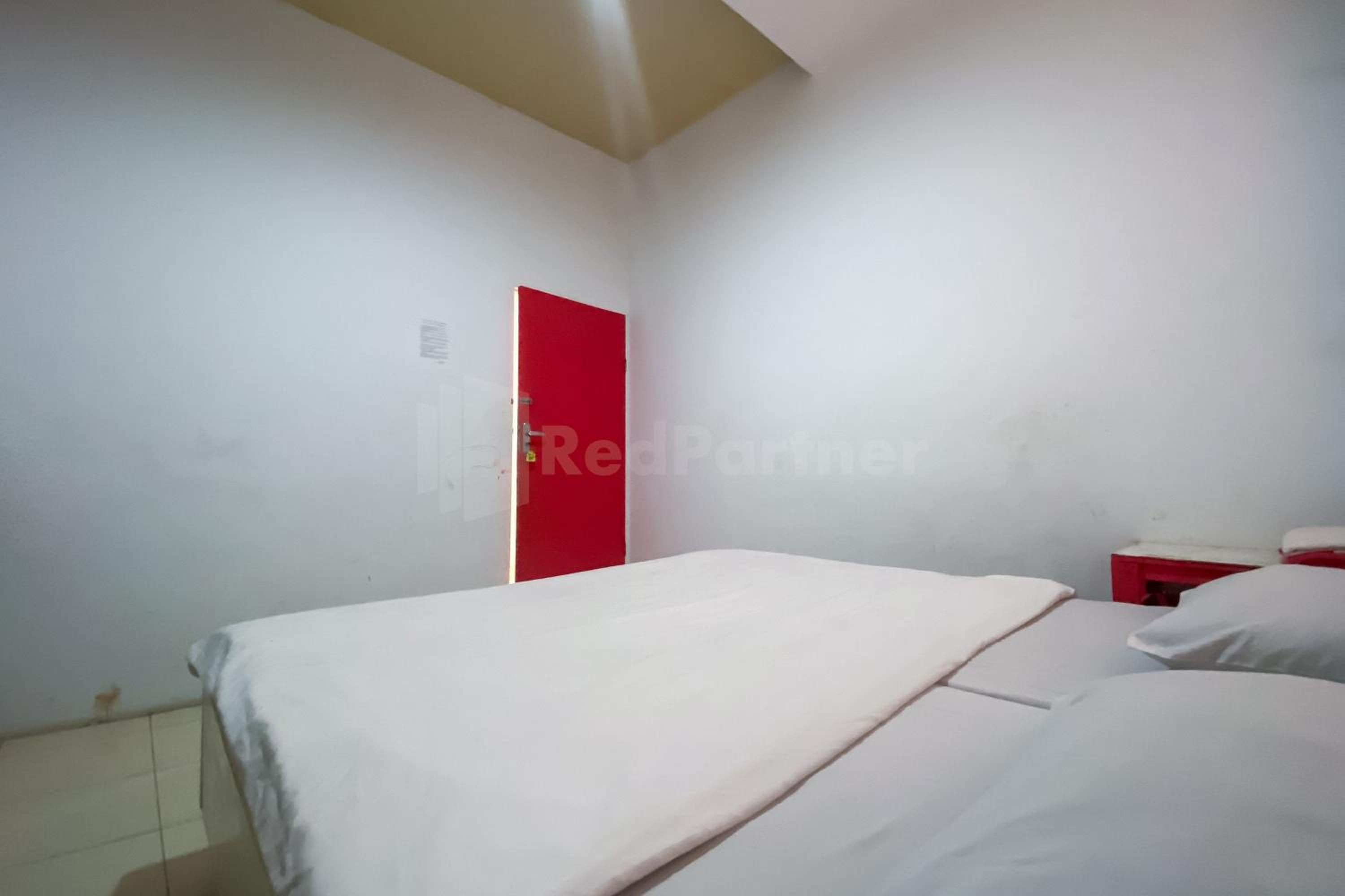 Standard Double Room photo 3