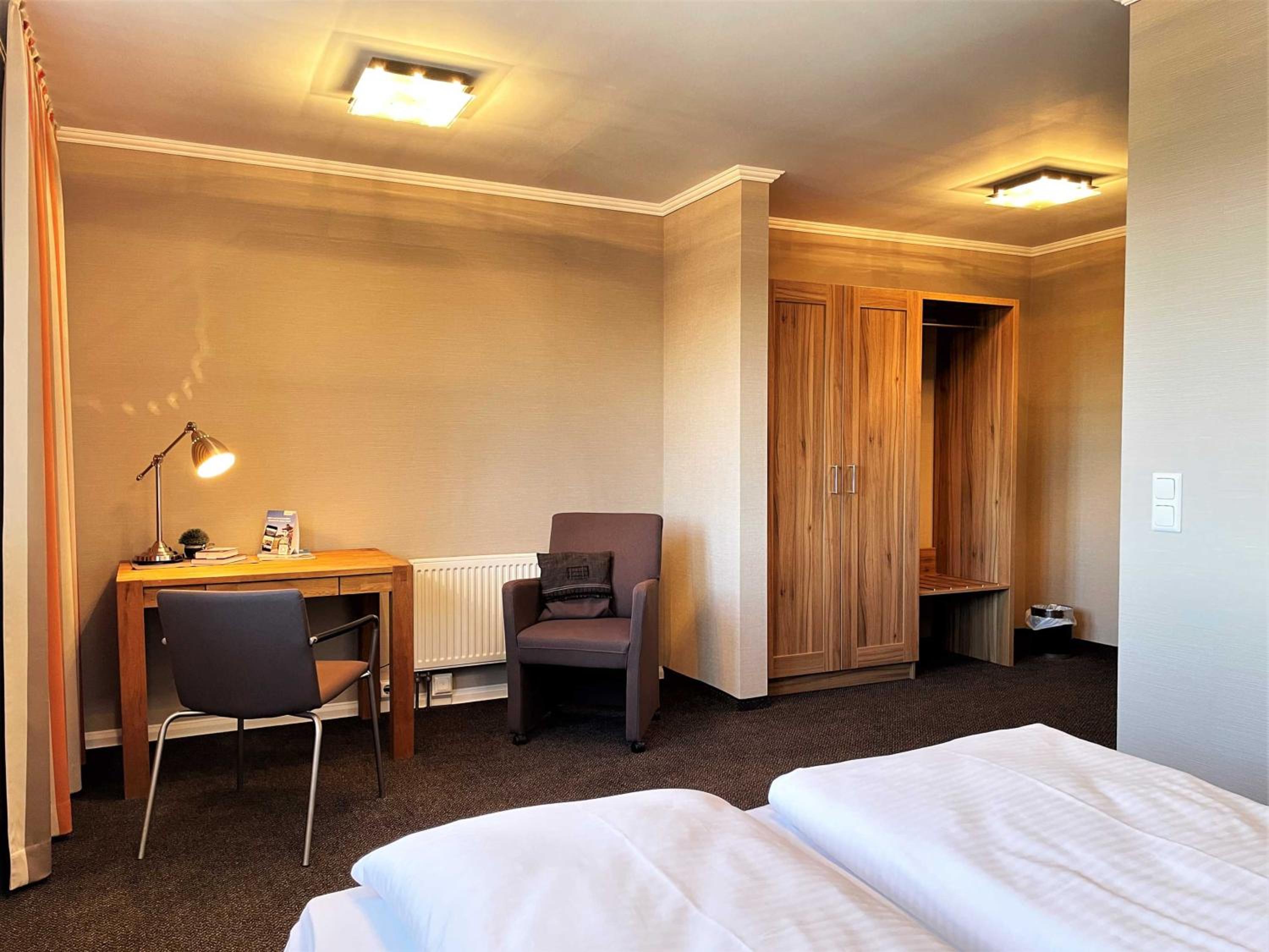 Deluxe Double or Twin Room