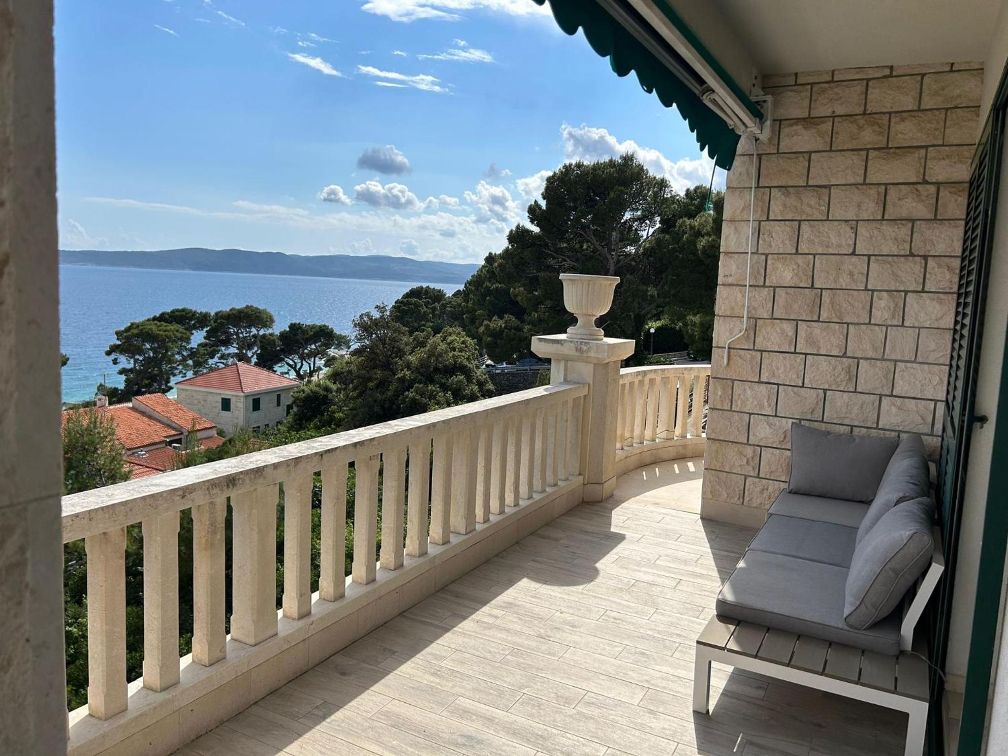 Apartment with Sea View photo 2