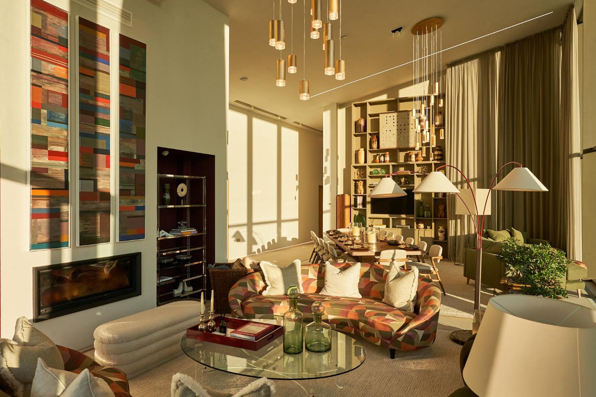 Seven-Bedroom House photo 1