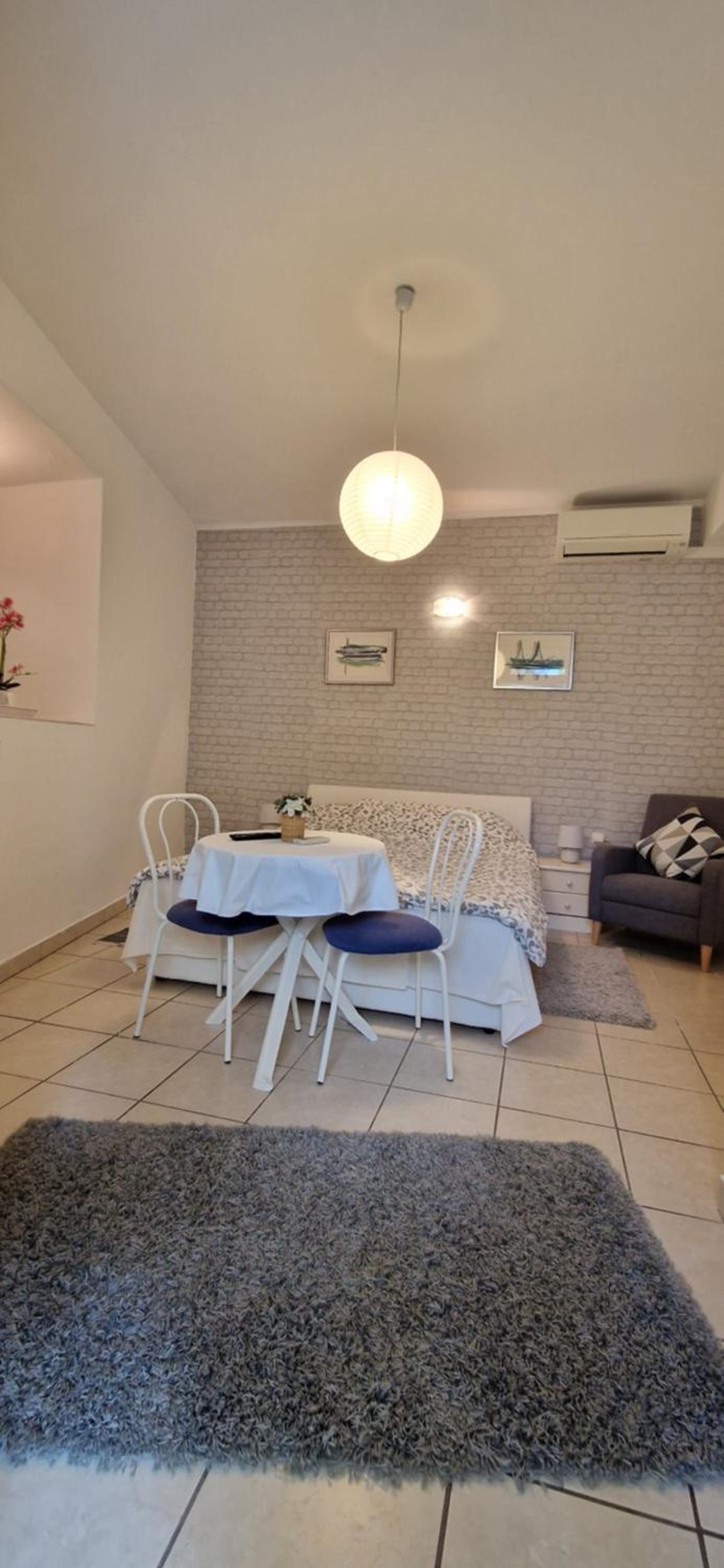 Double Room - Photo 20