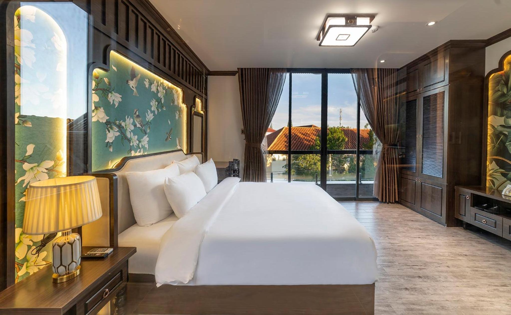 Deluxe Double Room - Photo 1
