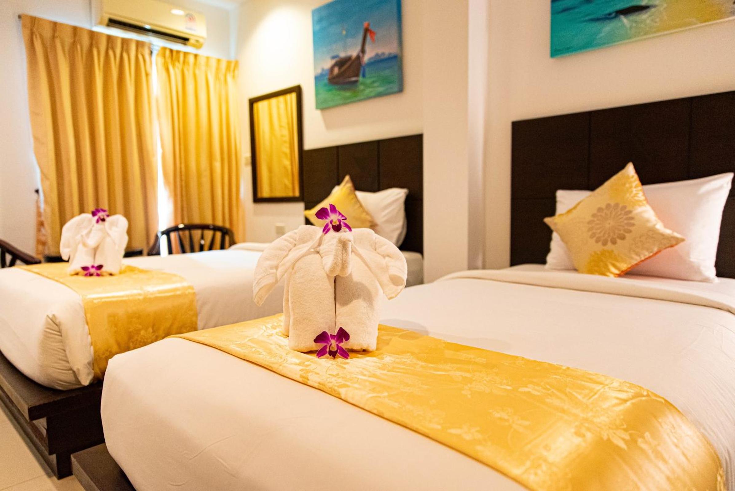 Superior Double or Twin Room - Photo 3