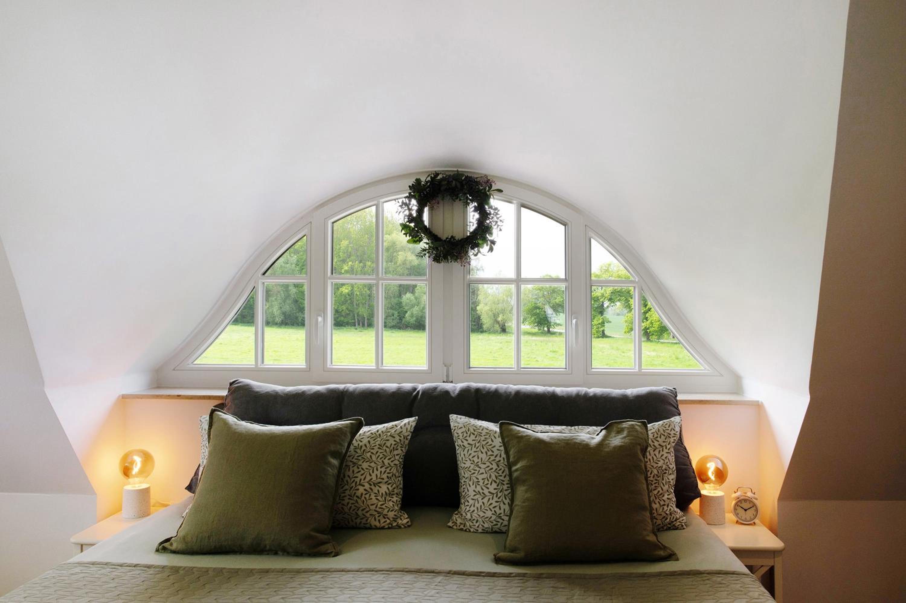 Two-Bedroom House photo 3