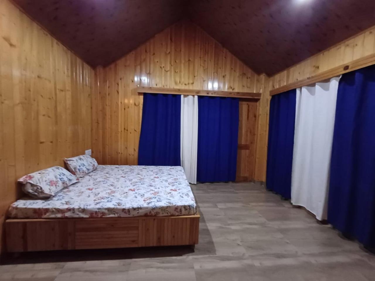 Double Room With Balcony photo 1