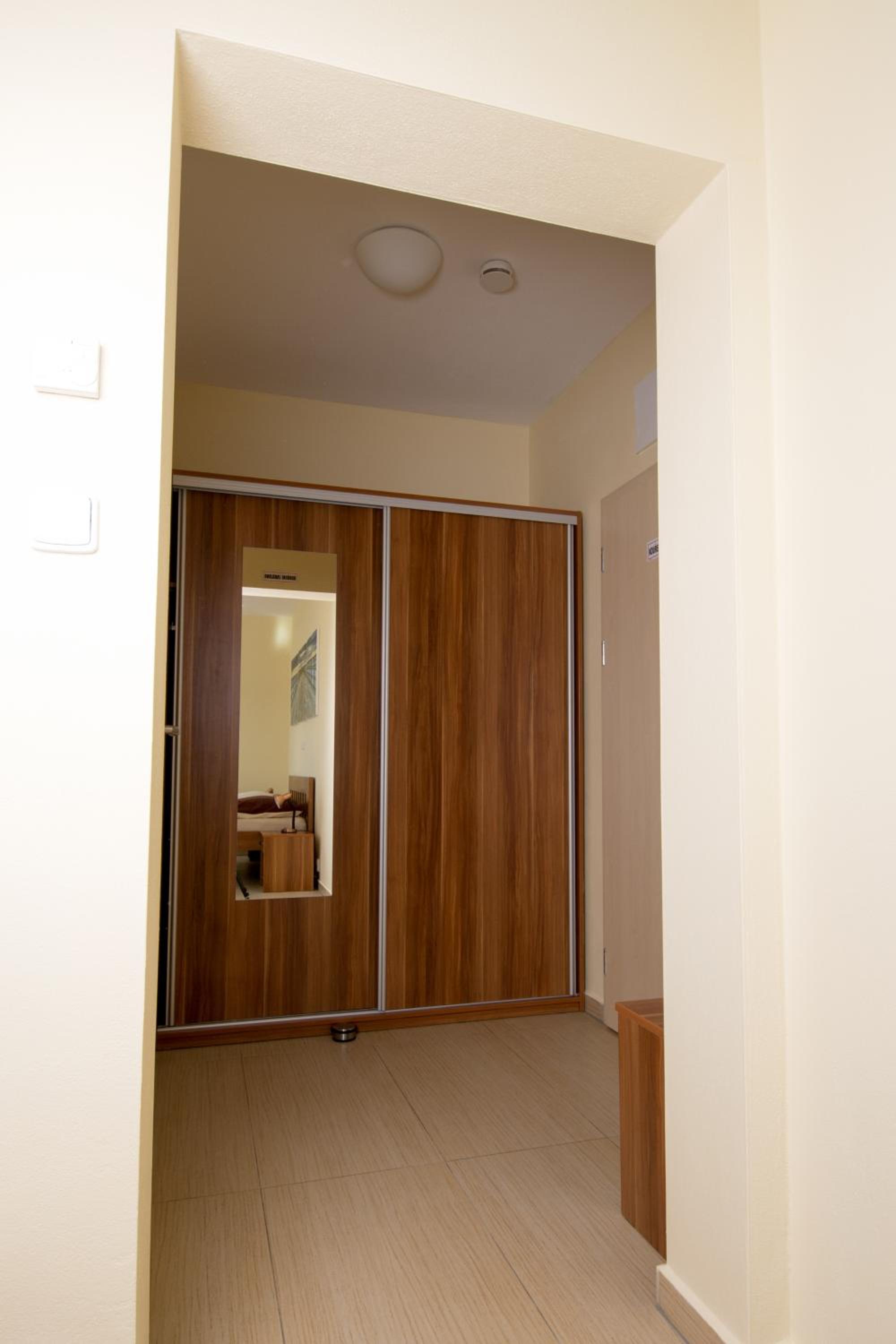 Double or Twin Room with Shower photo 2