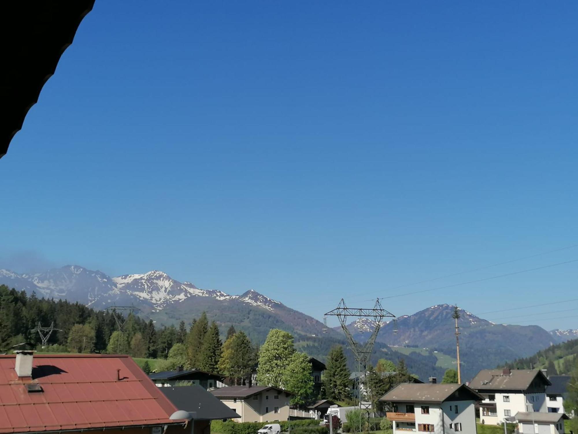 Apartment with Mountain View photo 2