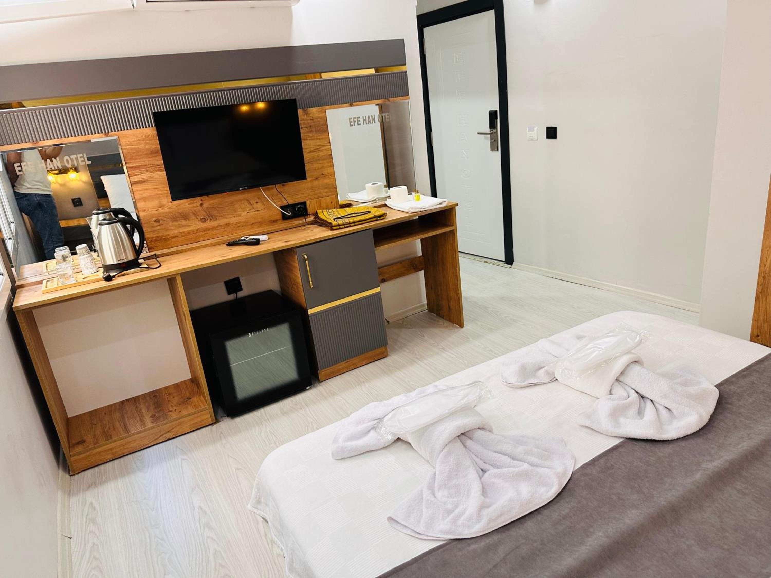 Standard Double Room - Photo 1