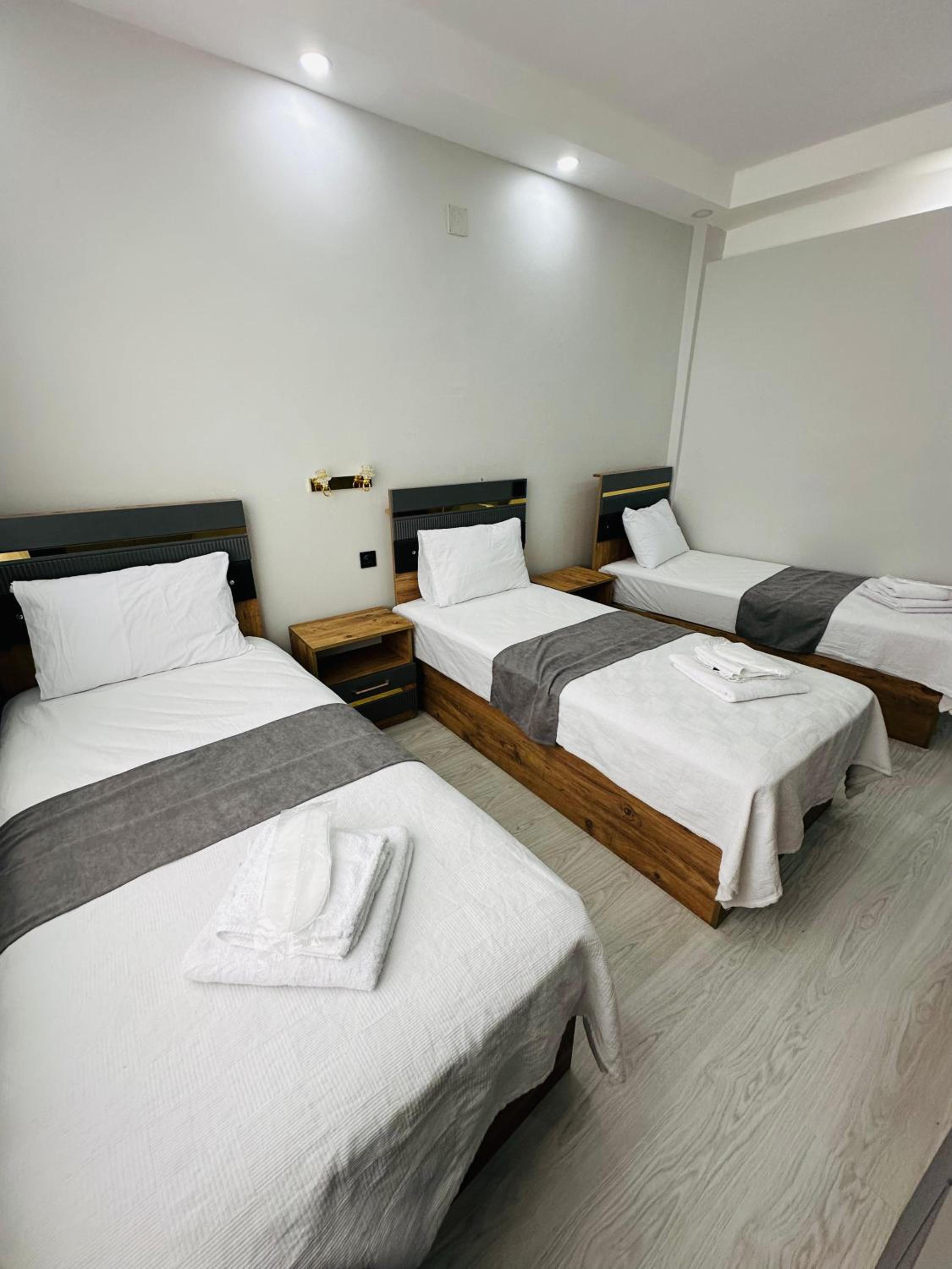 Triple Room - Photo 1