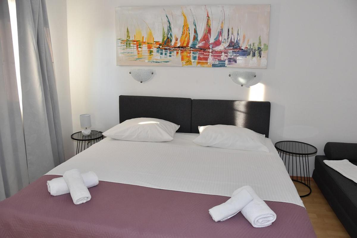 Two-Bedroom Apartment with View photo 1