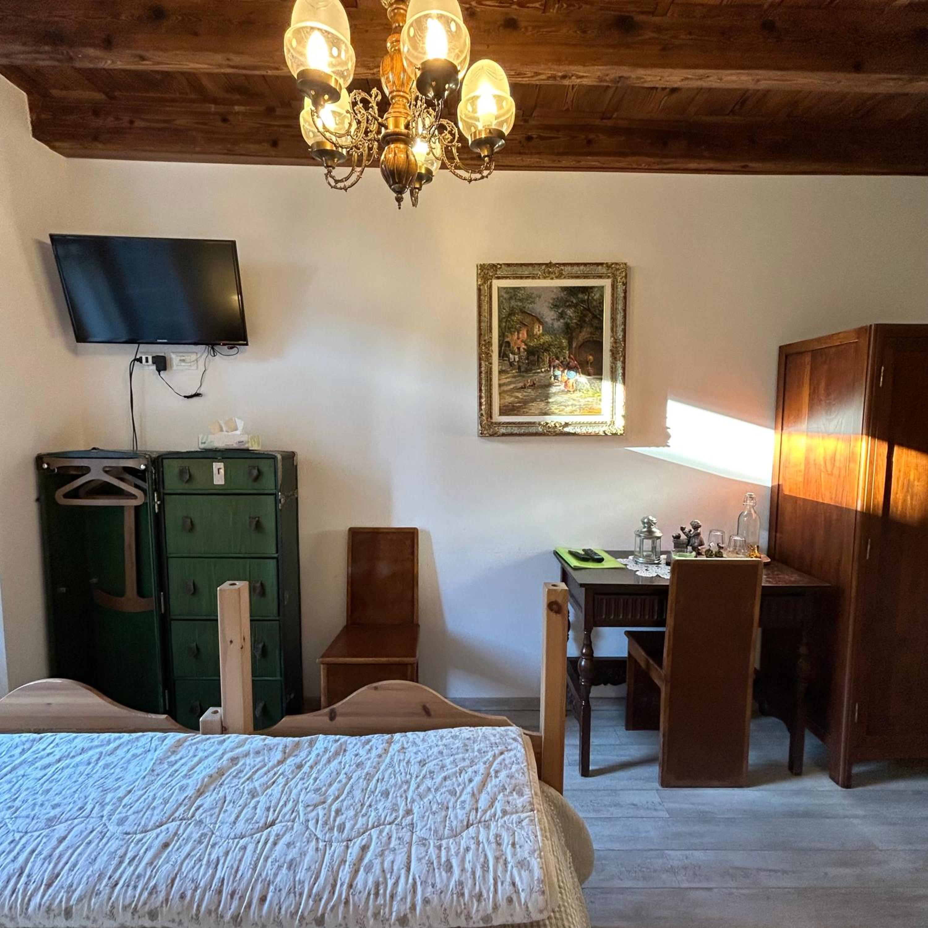 Double or Twin Room photo 3