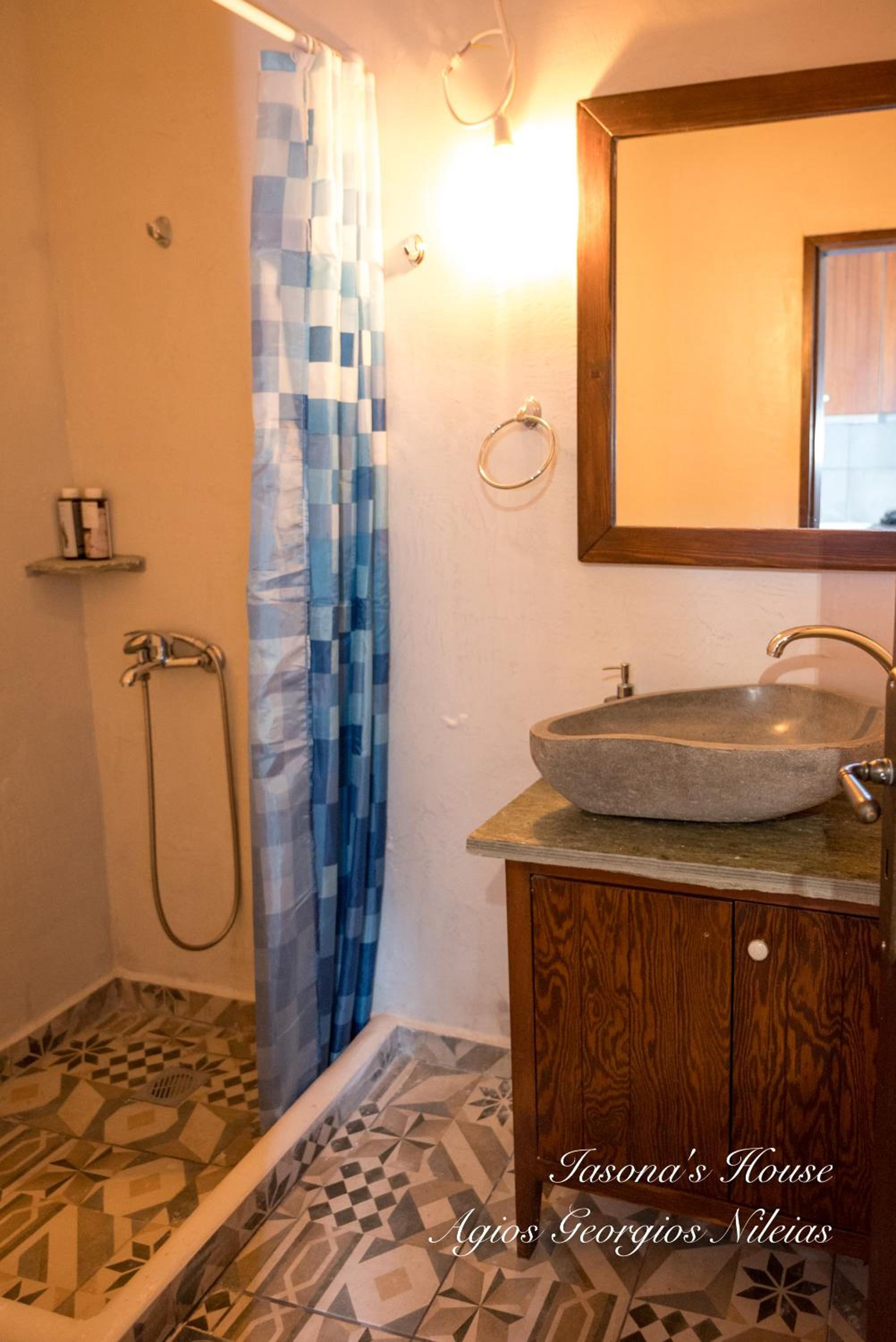 Three-Bedroom House photo 2