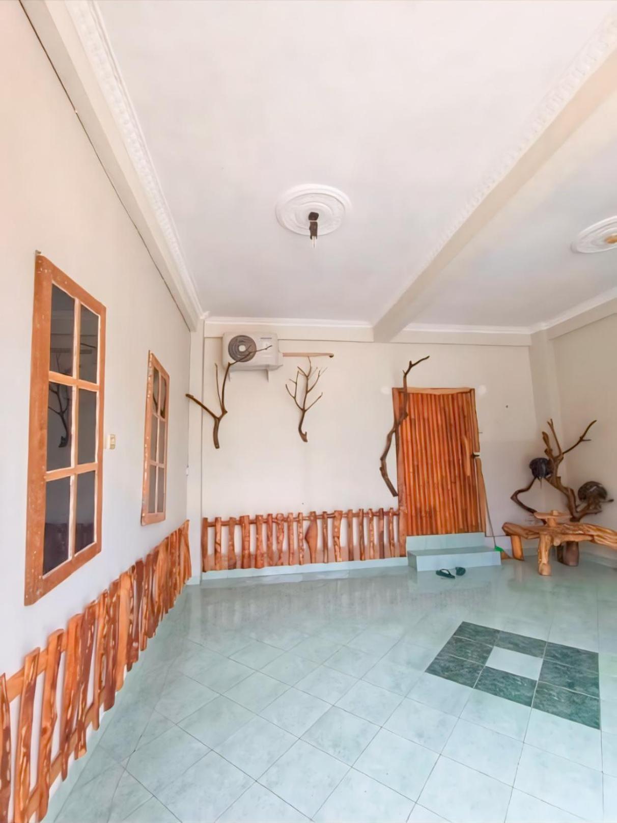 Deluxe Double Room with Balcony photo 2