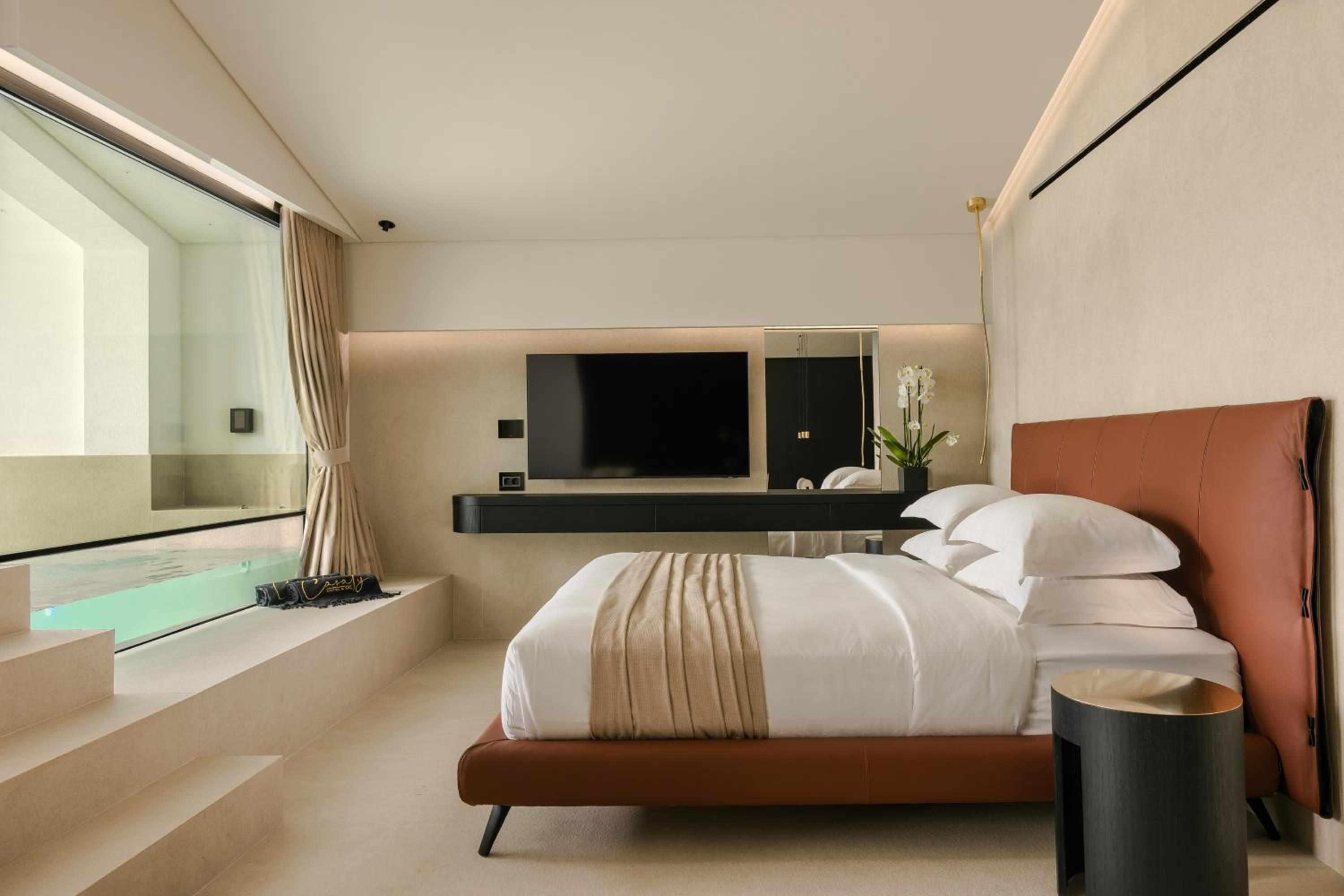Presidential Sea View Suite with Hammam and Private Sky Pool