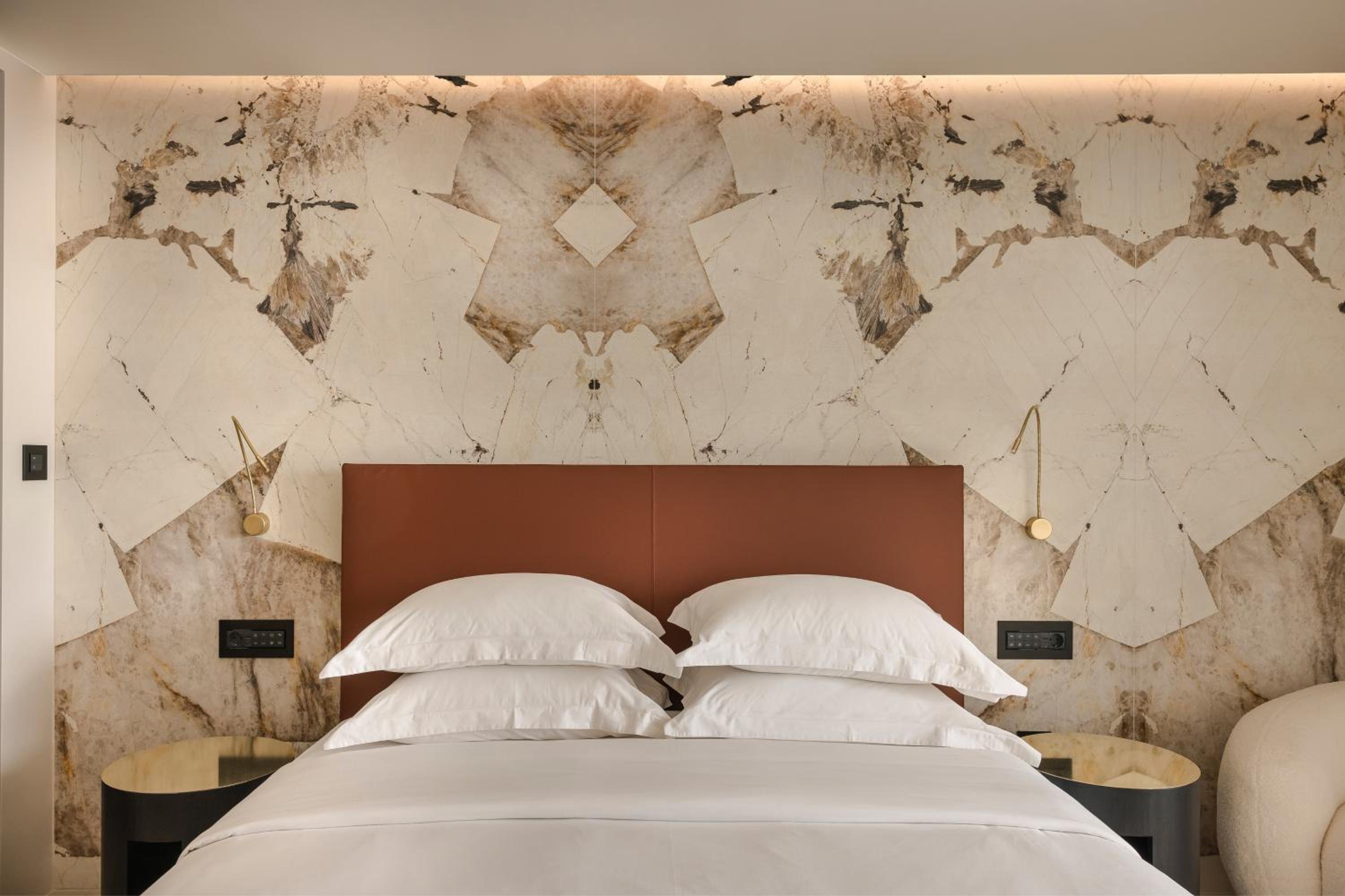 Luxury Room with Sea View - Photo 8
