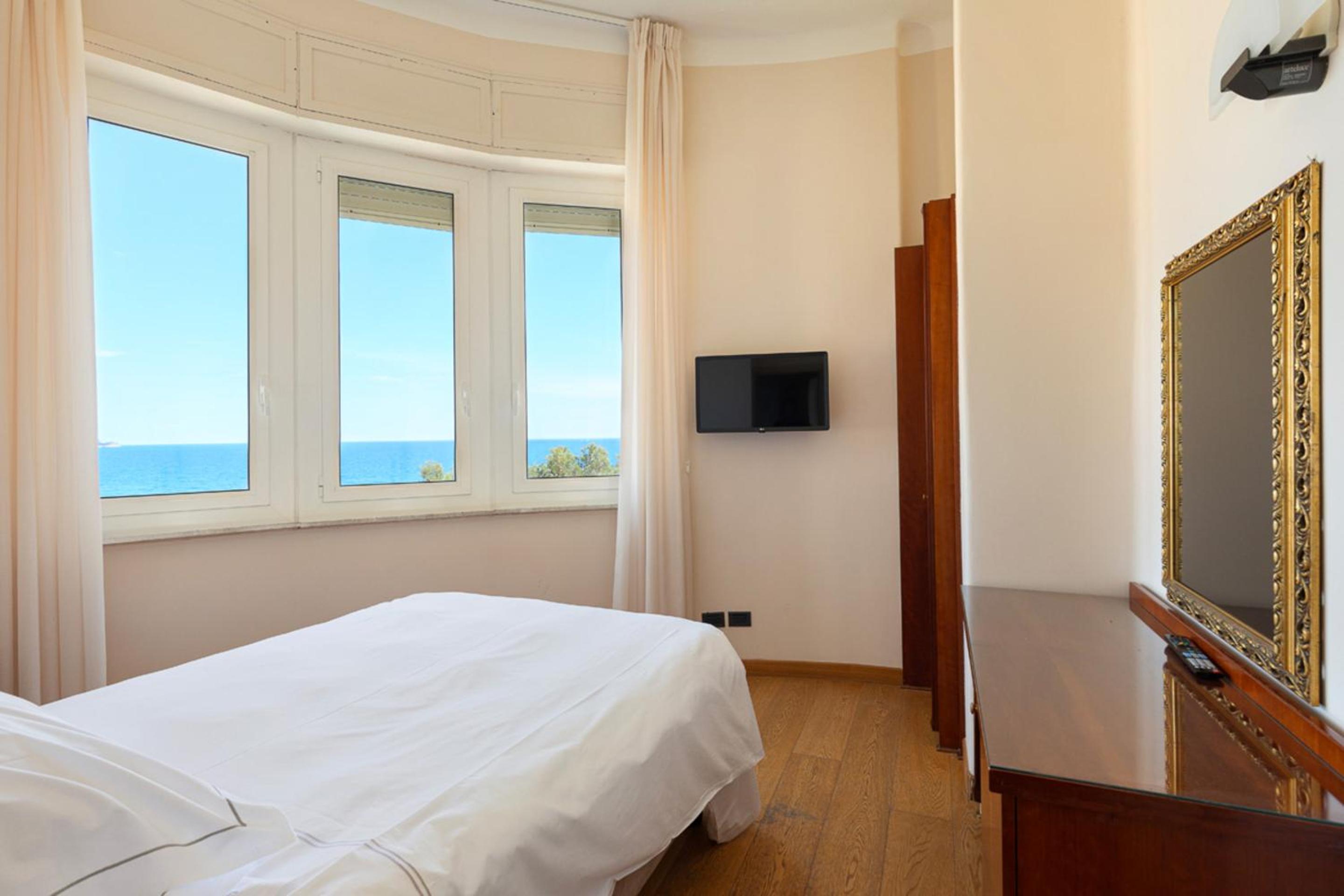 Family Suite with Sea View photo 3