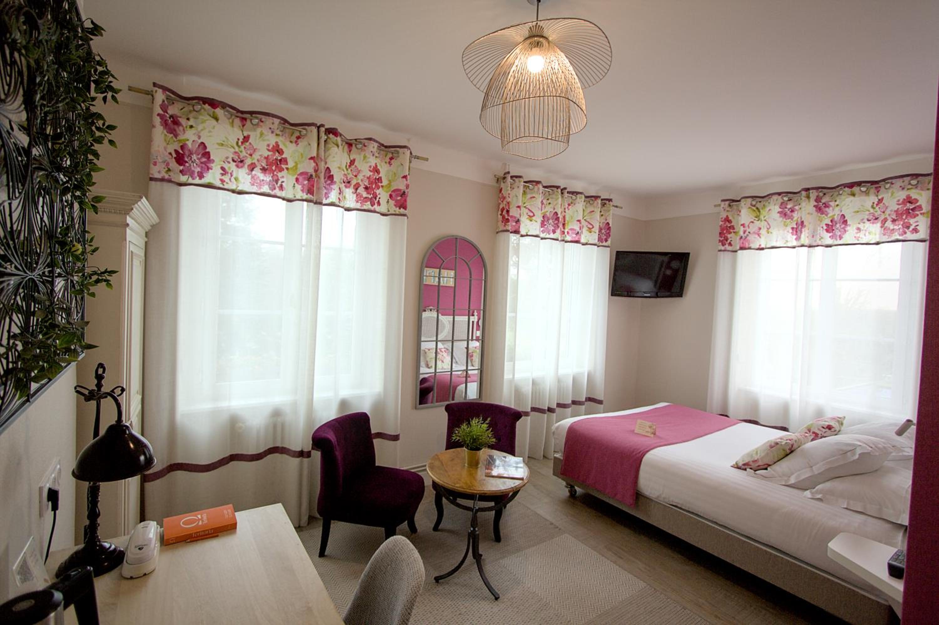 Classic Double Room - Photo 8