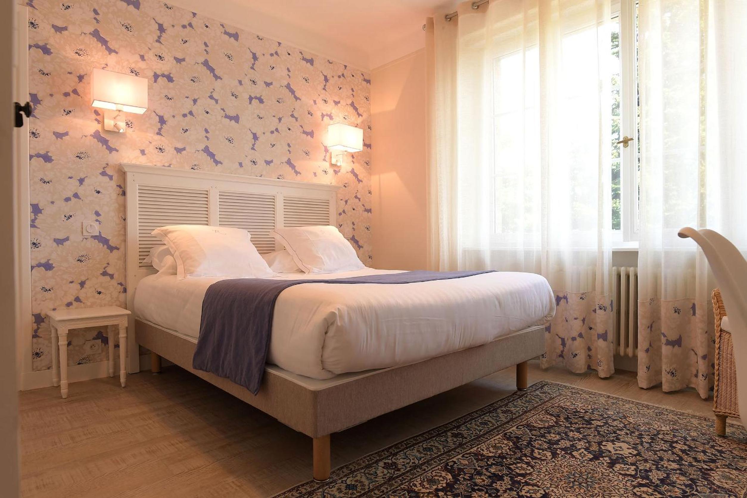 Standard Double Room - Photo 8