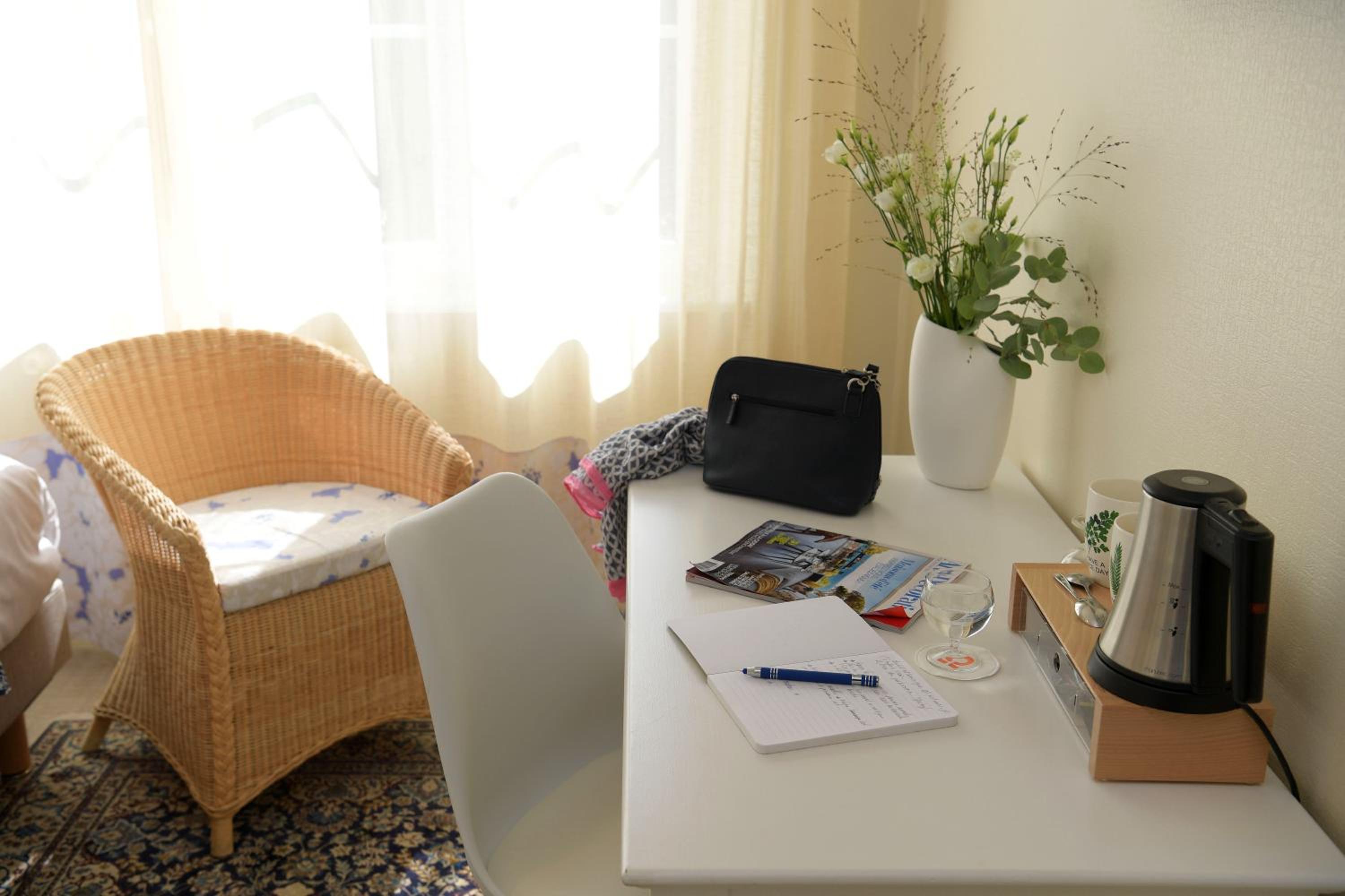 Standard Double Room - Photo 10