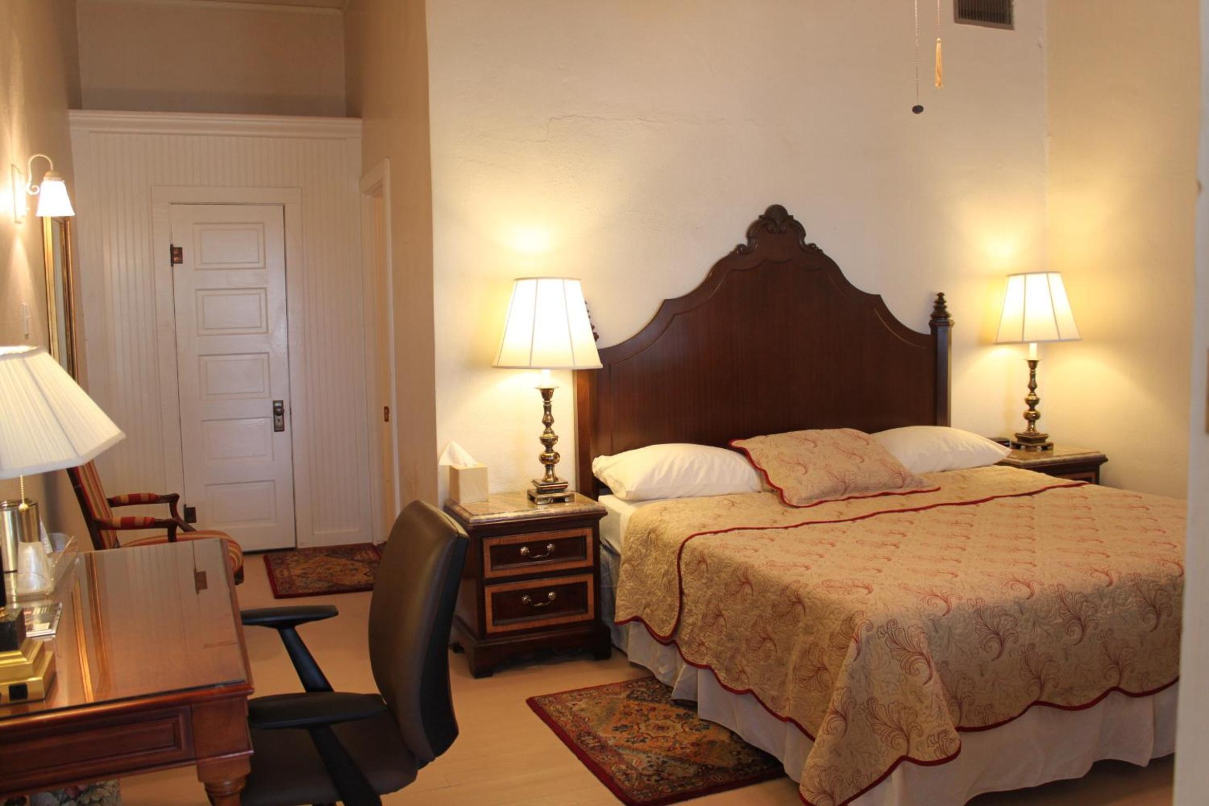 Superior King Room photo 1