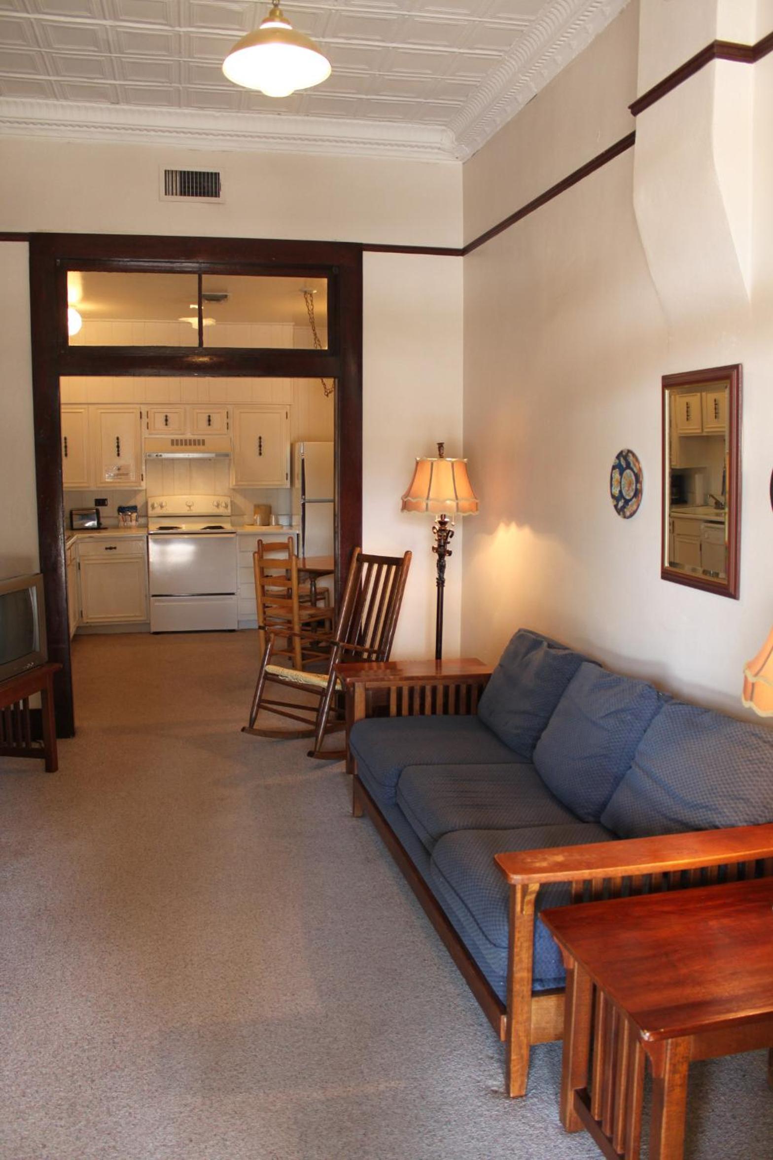 Deluxe King Suite