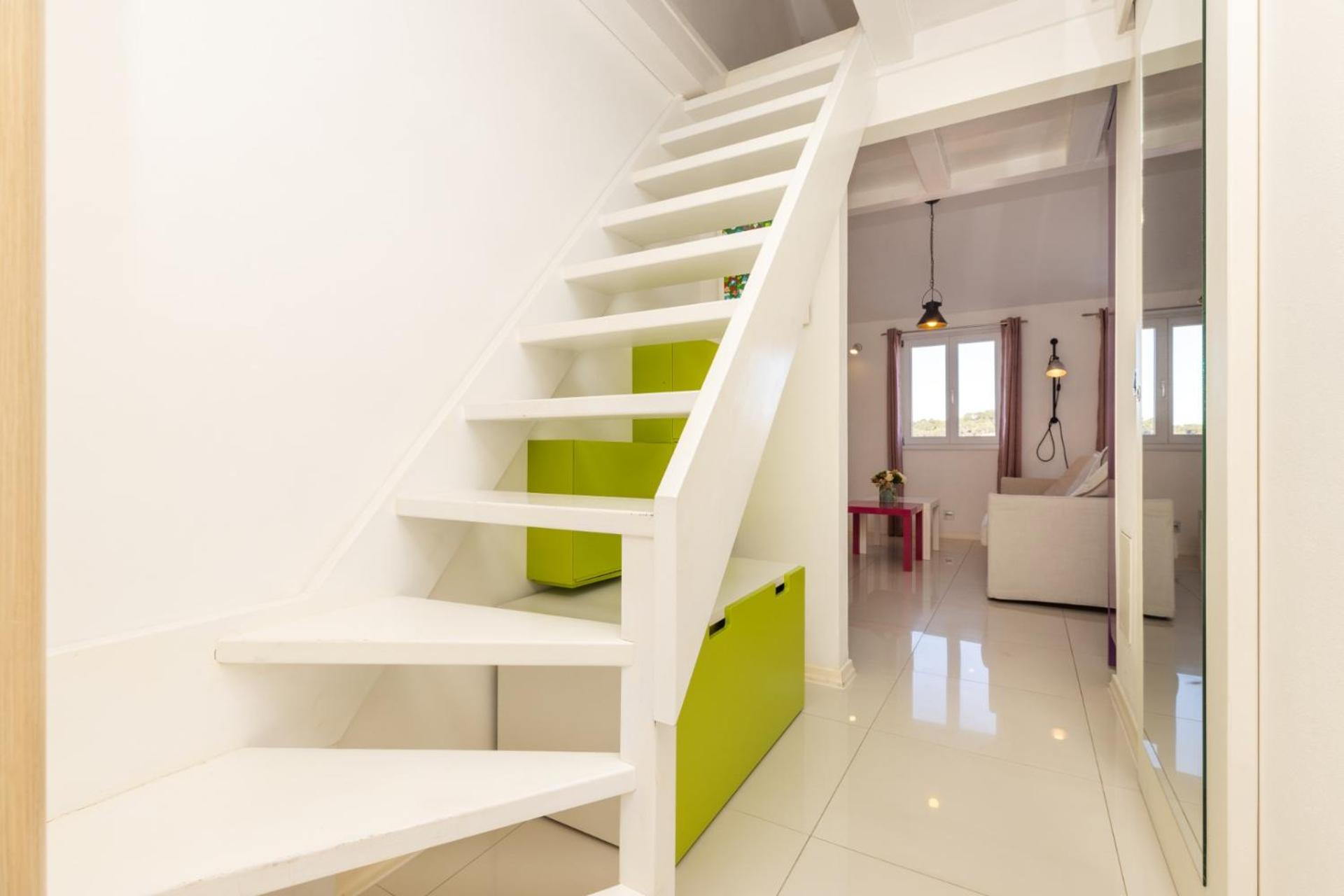 One-Bedroom Apartment With Sea View photo 2