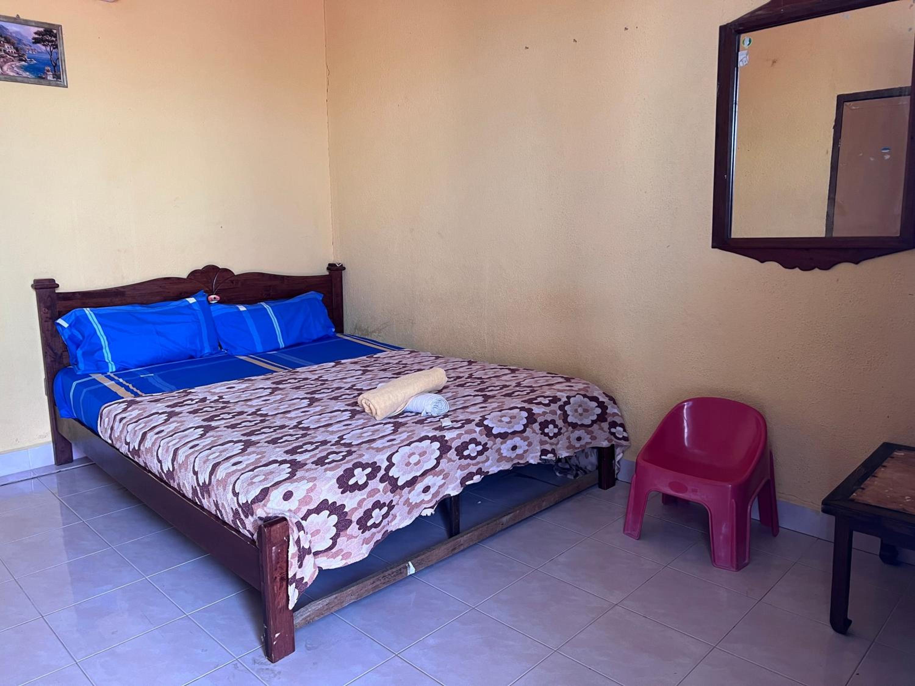 Deluxe Queen Room