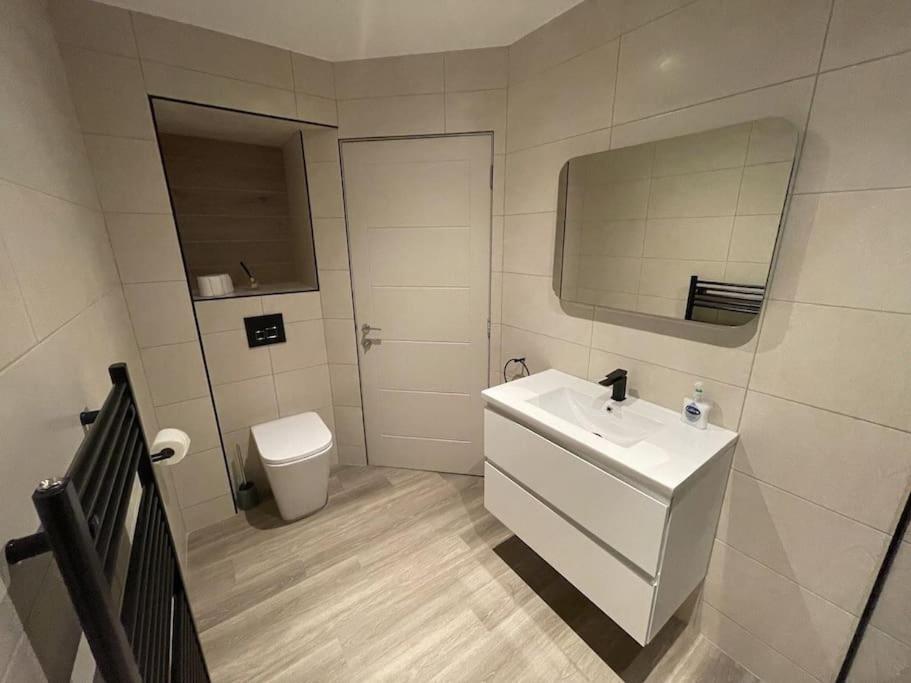 Villa photo 3