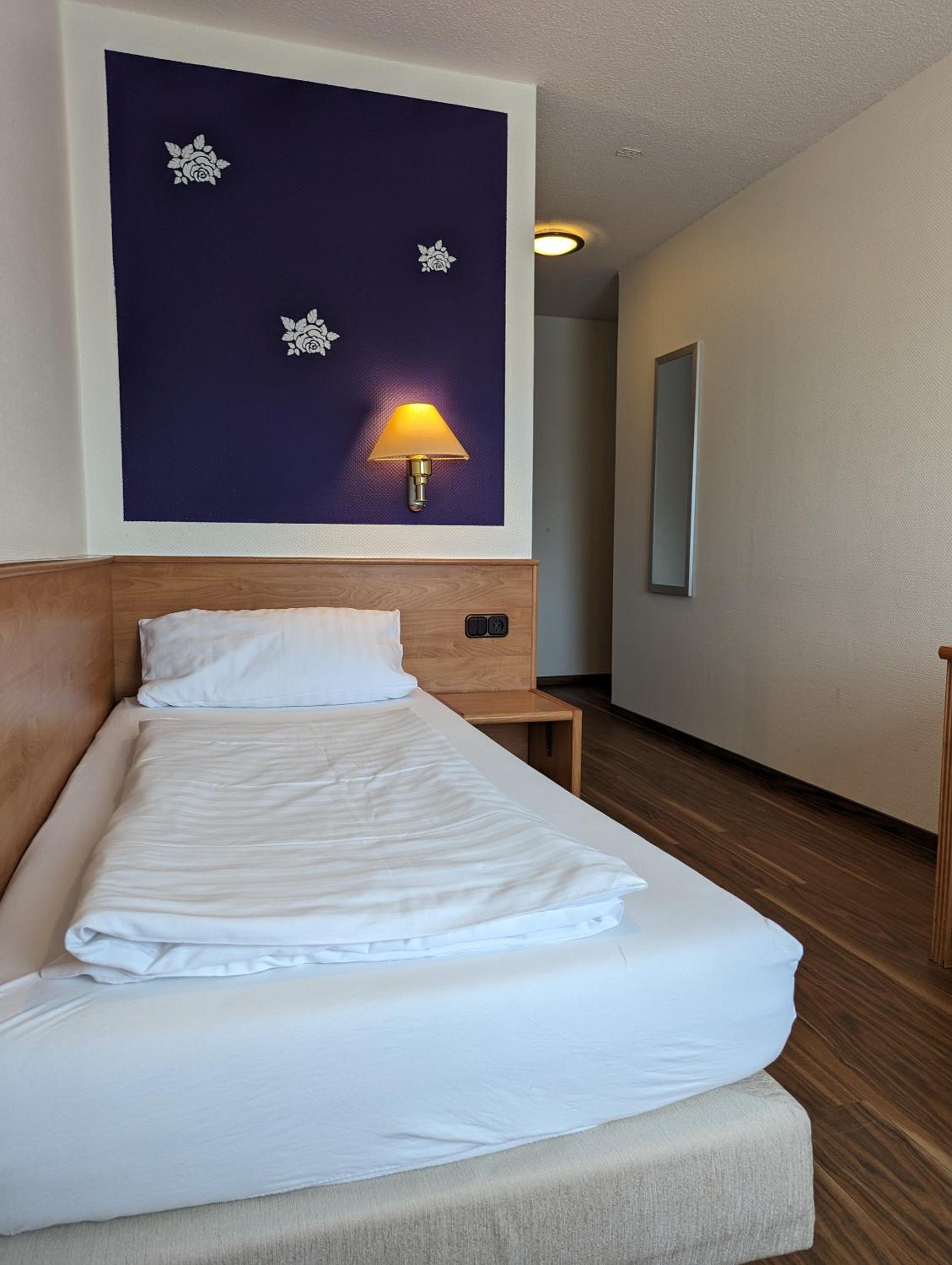 Small Double Room photo 3