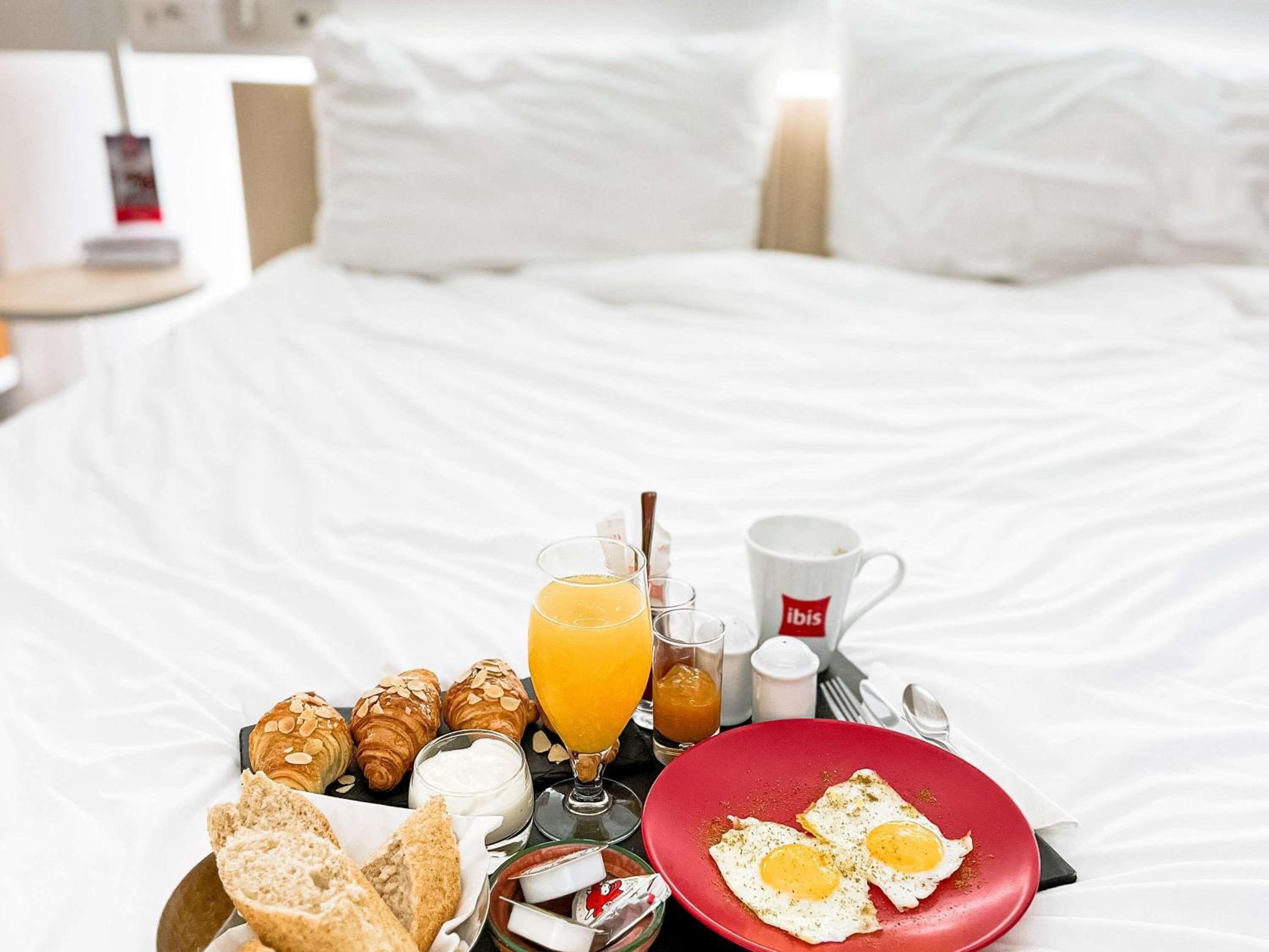 Agora Twin Room By Ibis - Photo 5