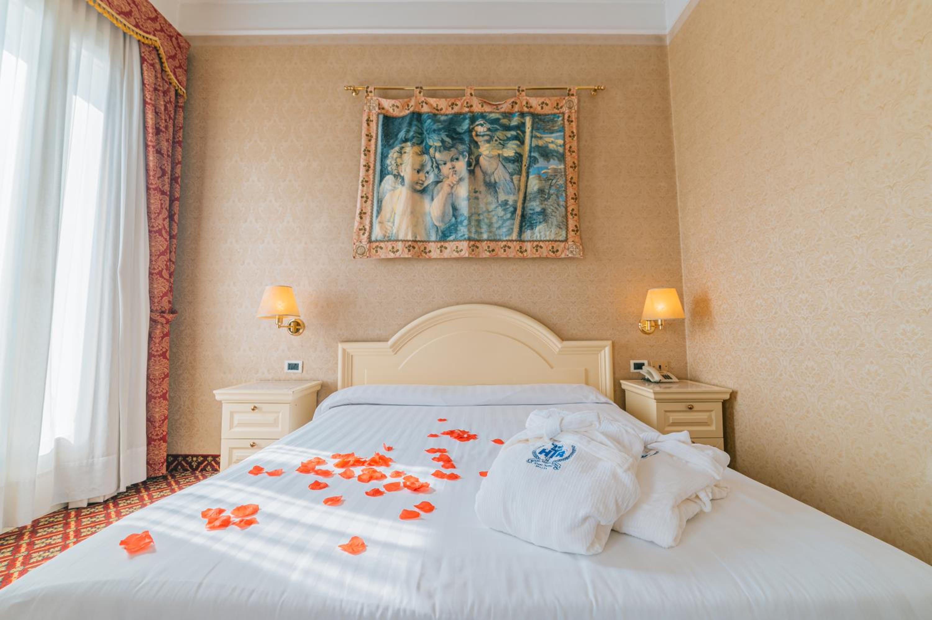 Junior Suite - Photo 2