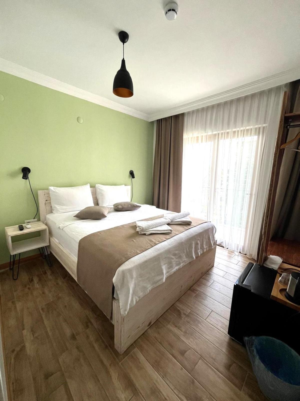 Standard Double Room photo 2