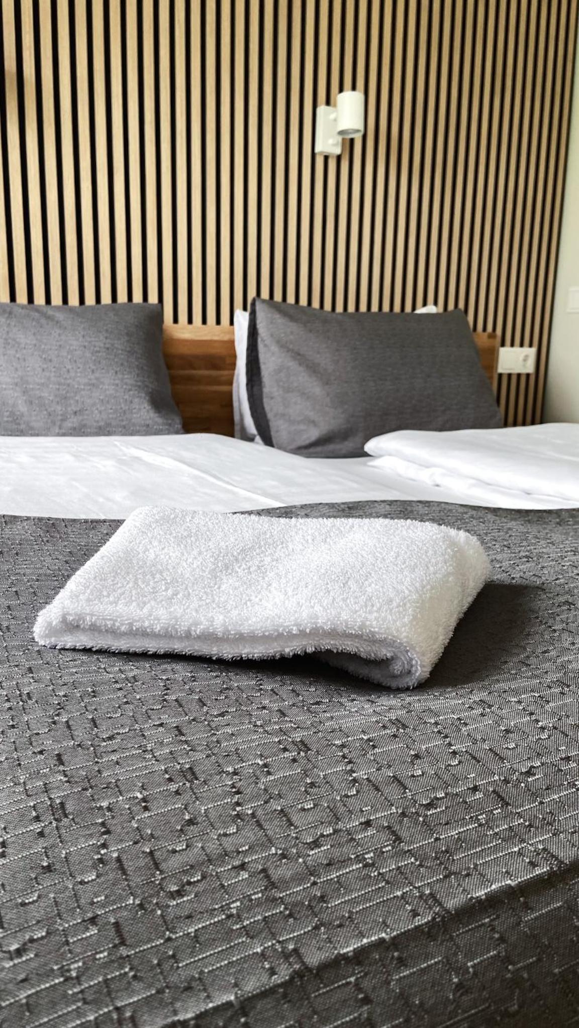Double or Twin Room - Photo 9